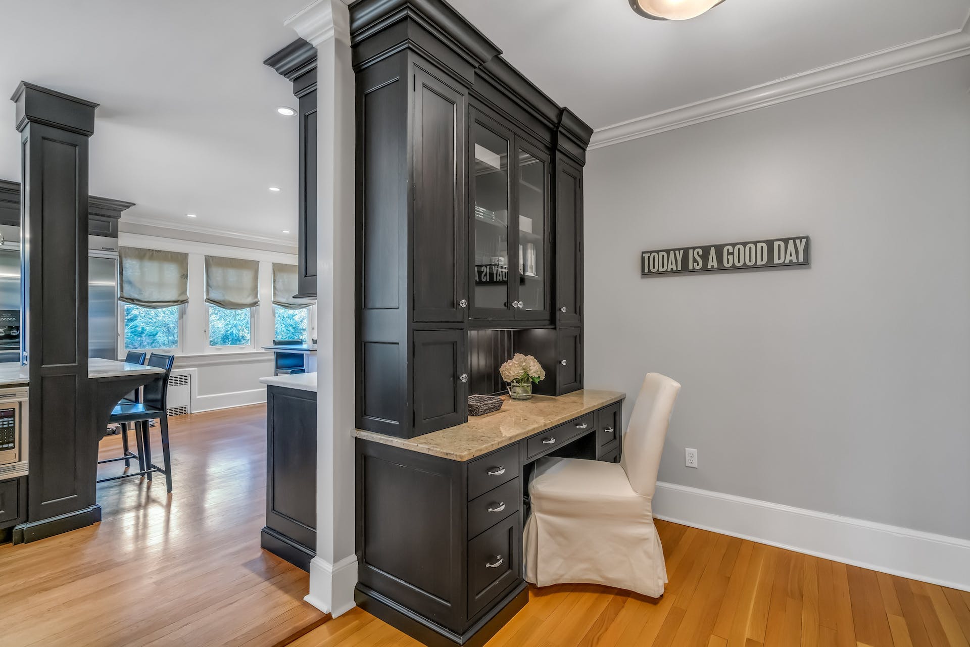 234 Sunset Avenue 