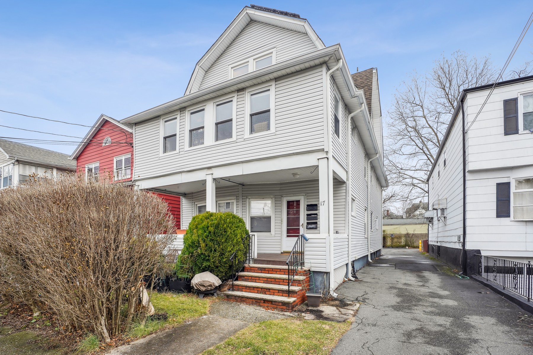 17 Central Avenue 
