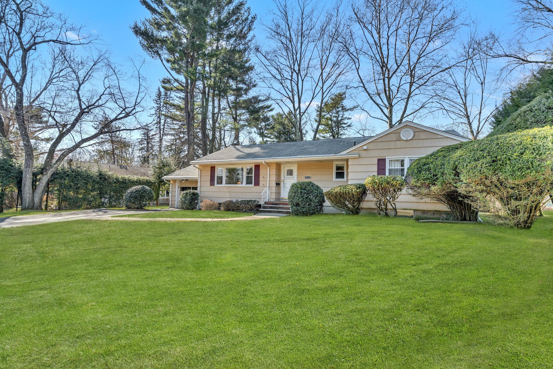 92 Greenbrook Place