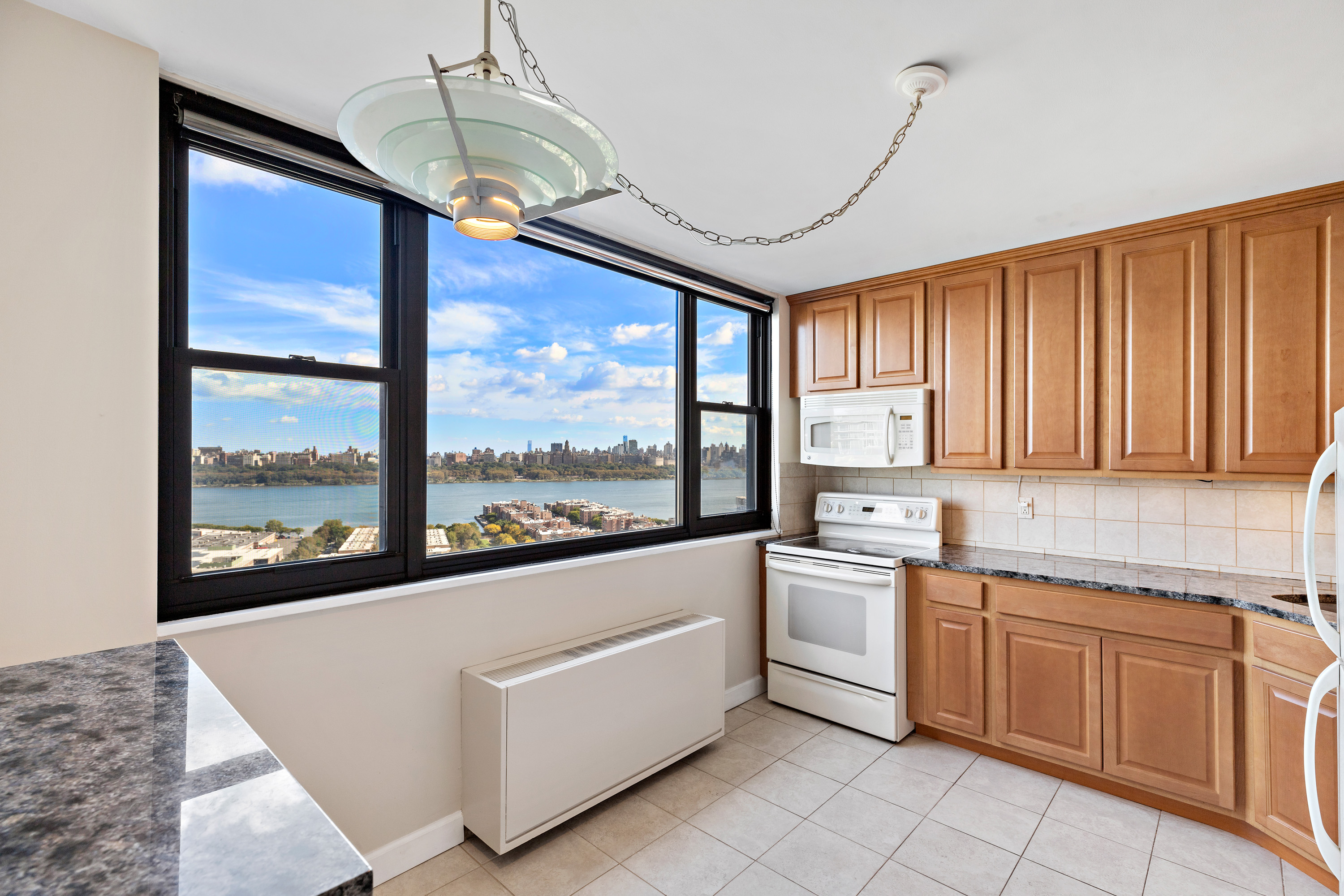 250 Gorge Rd 11L 