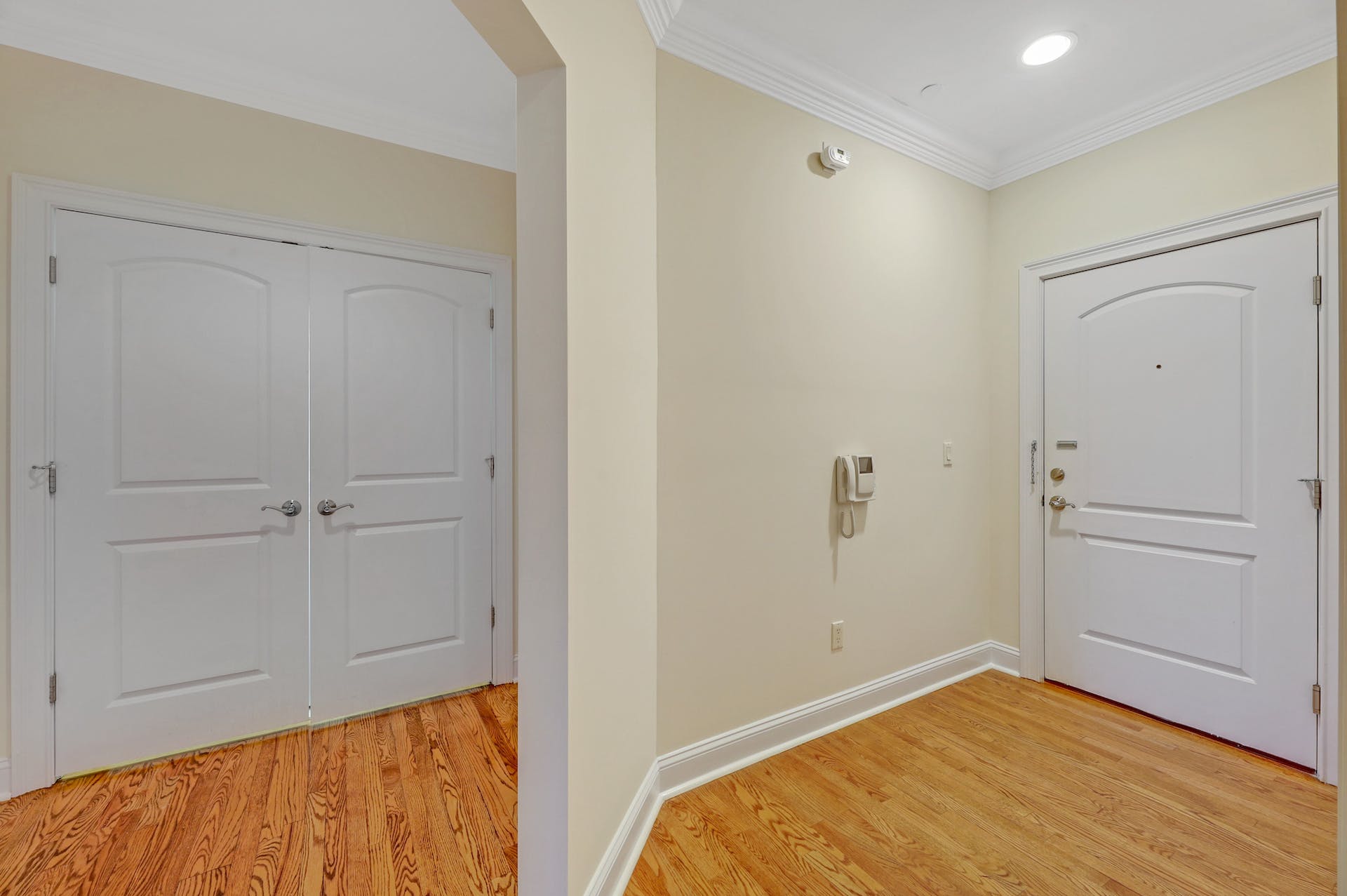 5 Tenakill Park E Unit# 212