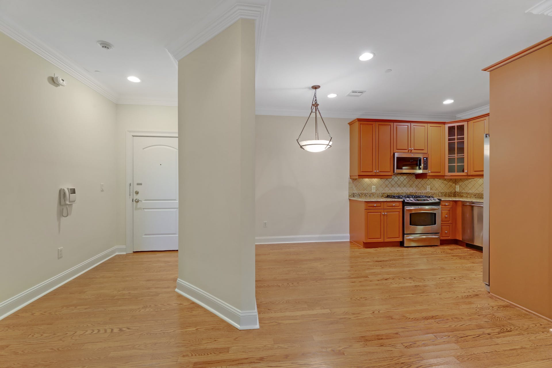 5 Tenakill Park E Unit# 212