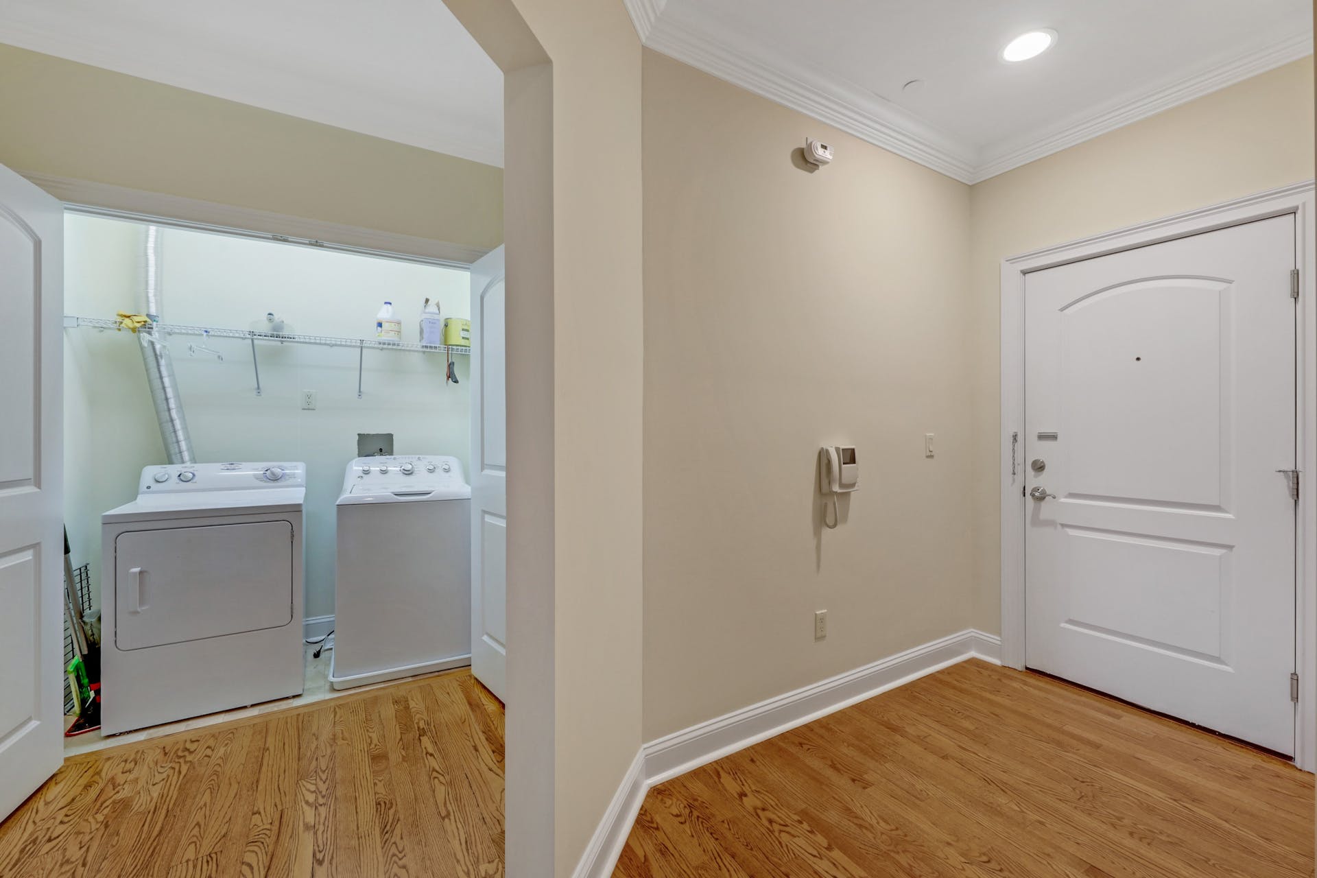 5 Tenakill Park E Unit# 212