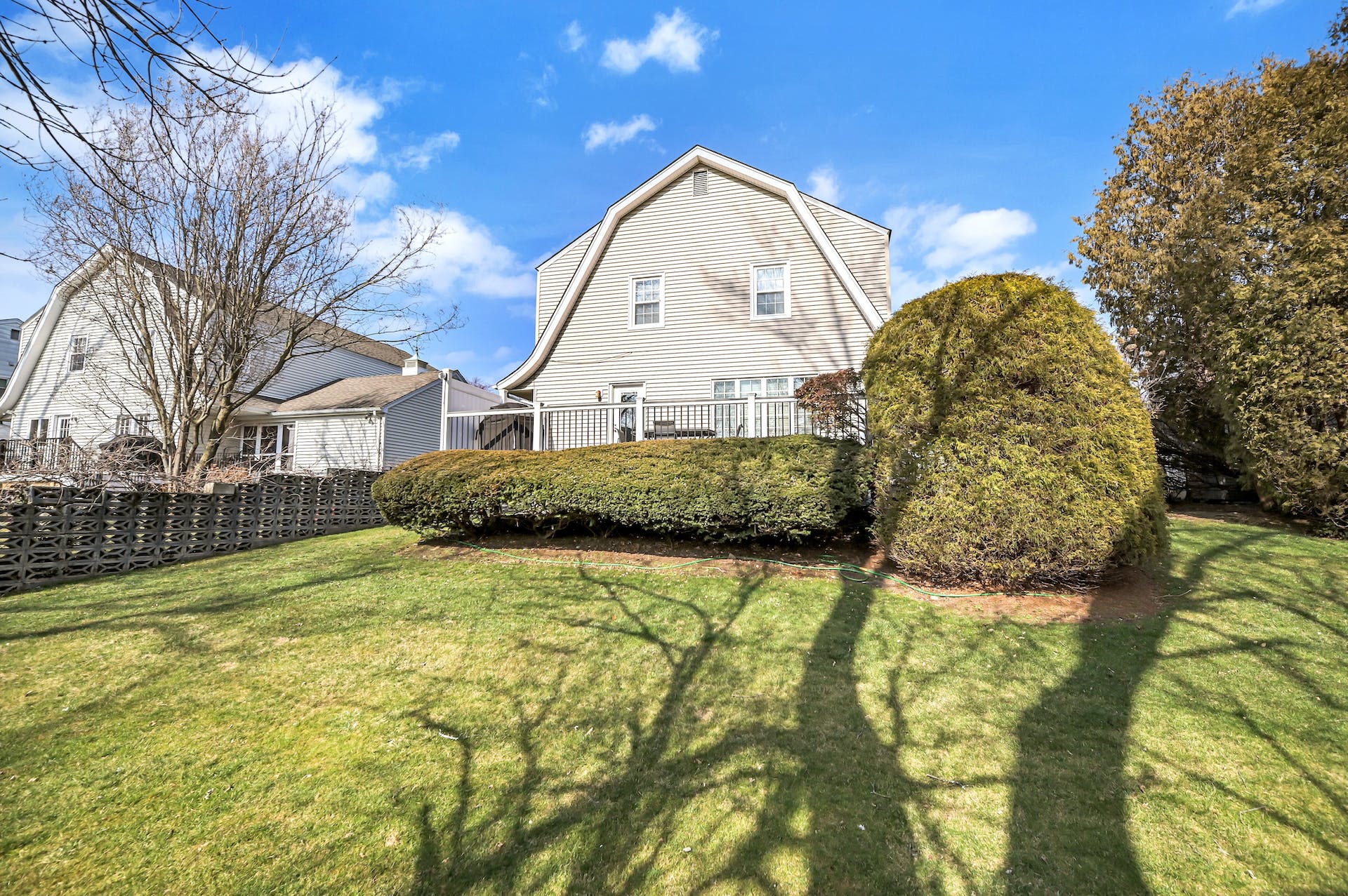 4-26 2nd Street 