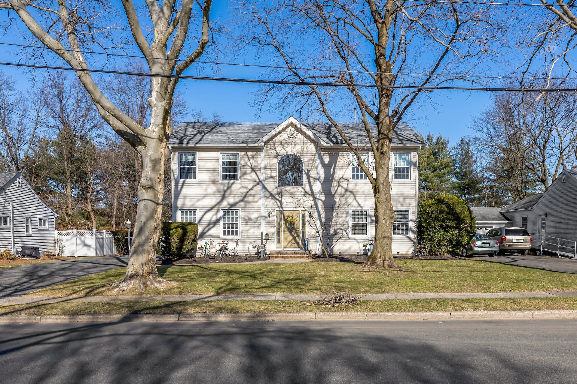 823 Arbor Road 