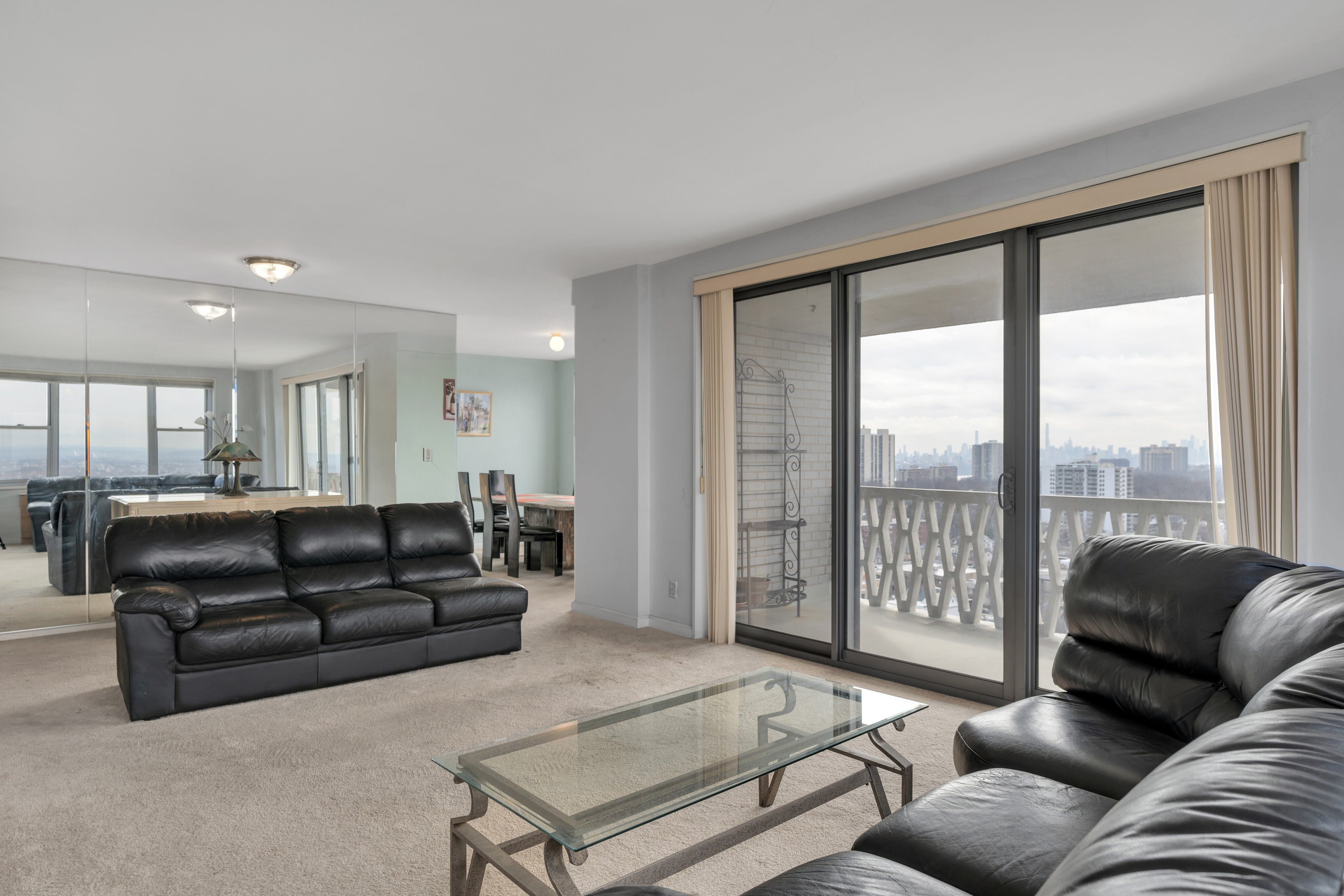 2100 Linwood Avenue Unit# 19J