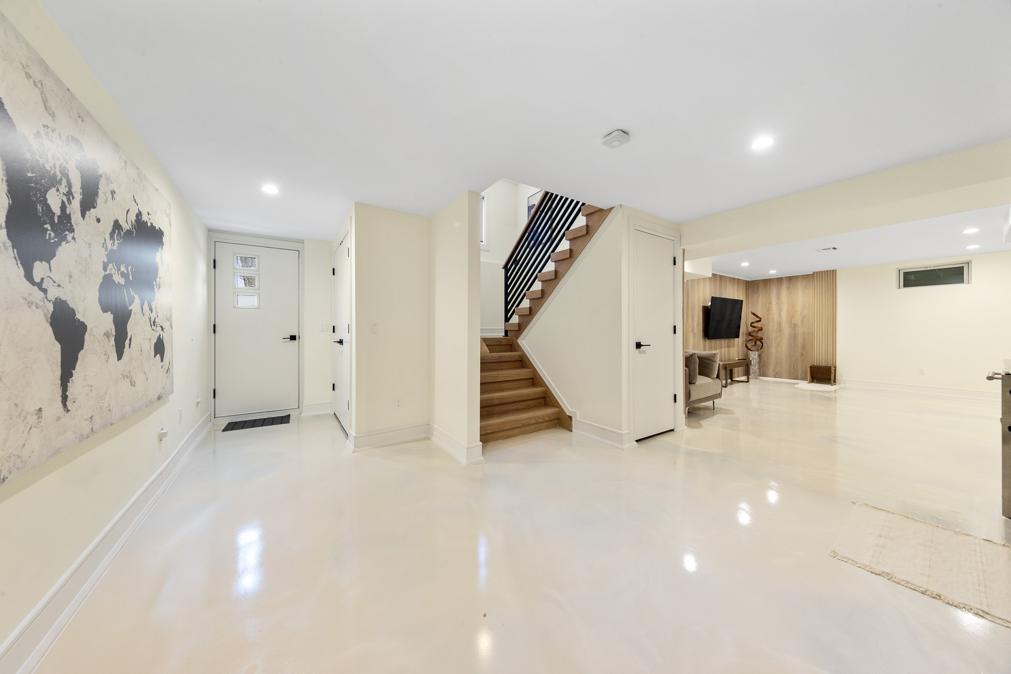 1070 Harvard Place
