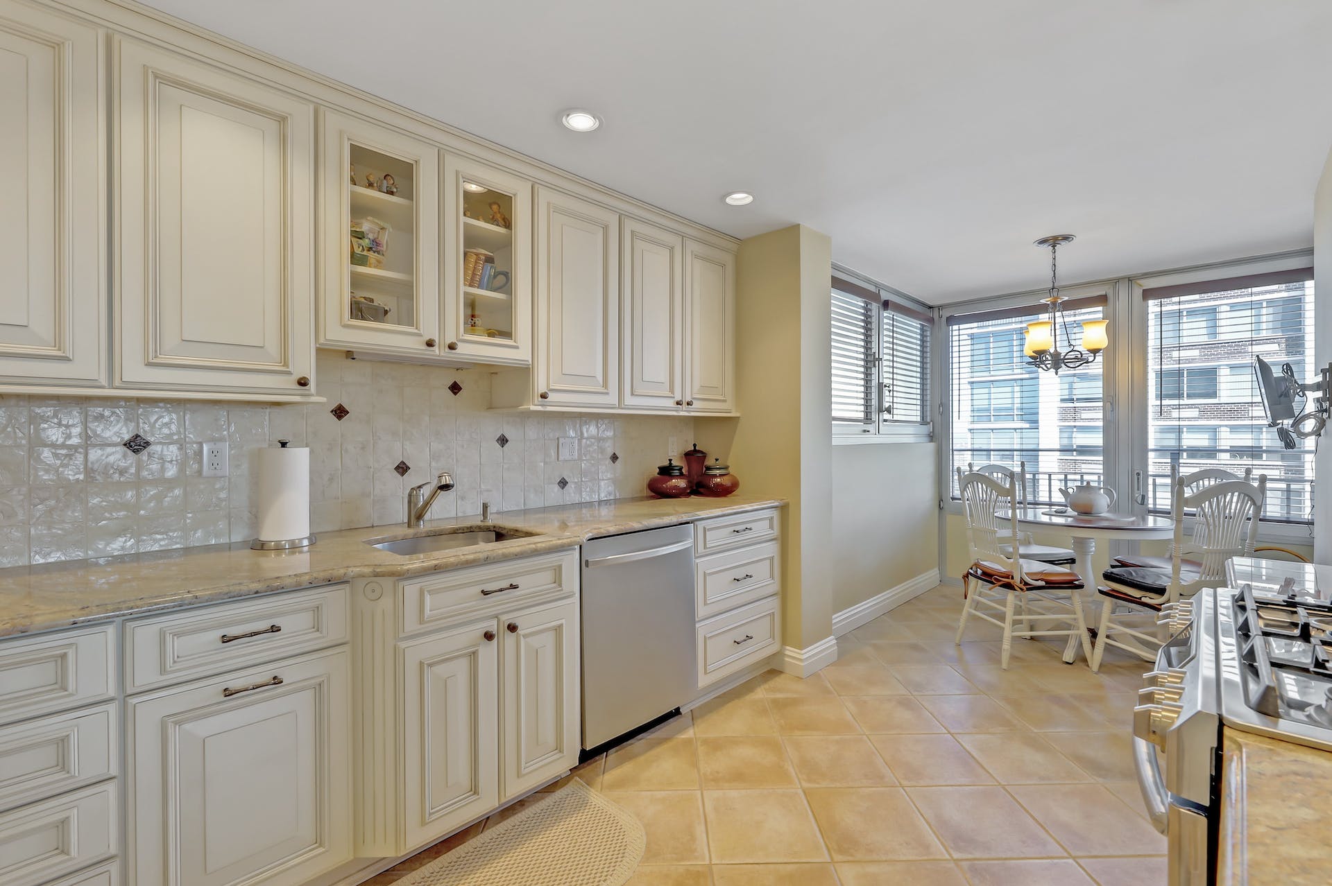 1530 Palisade Avenue Unit# 27F