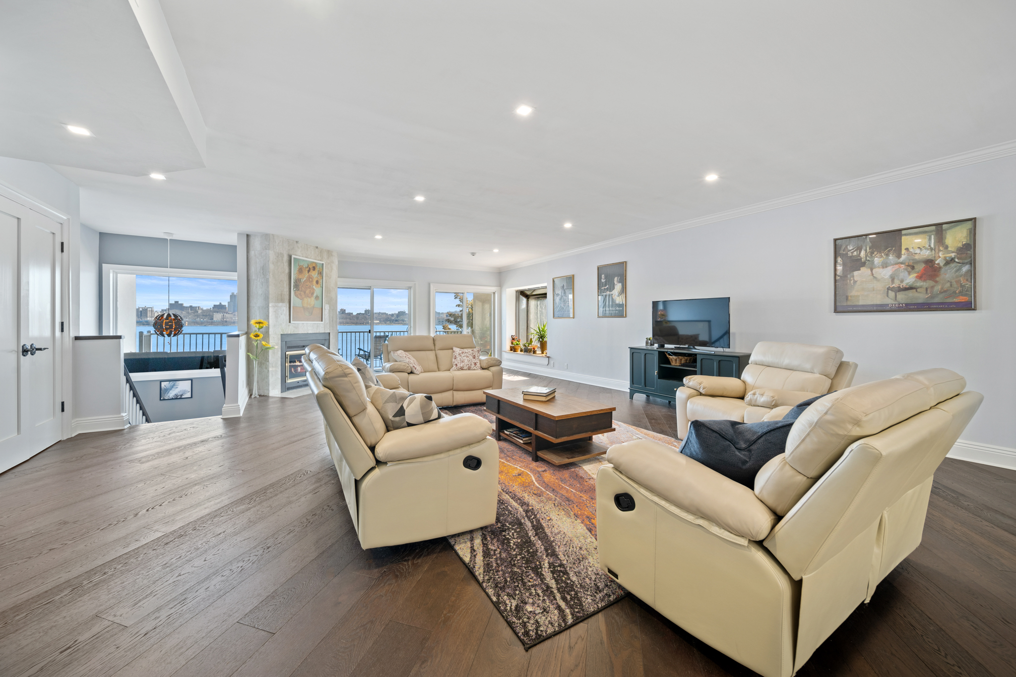 1225 River Road, #4C 