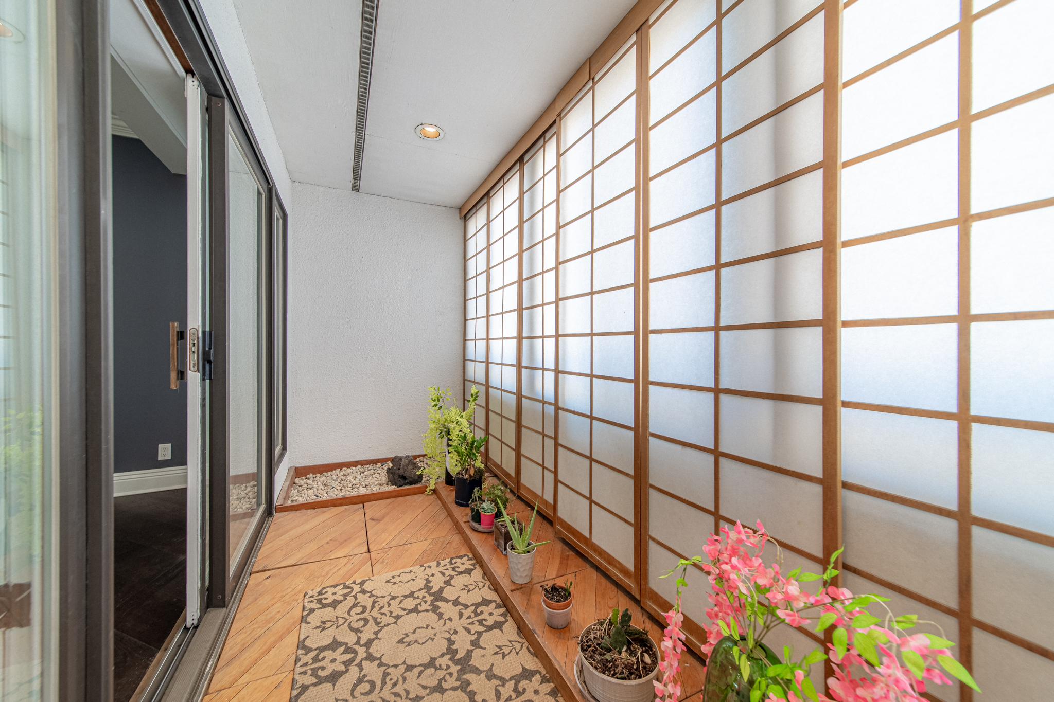 1225 River Road, #4C 