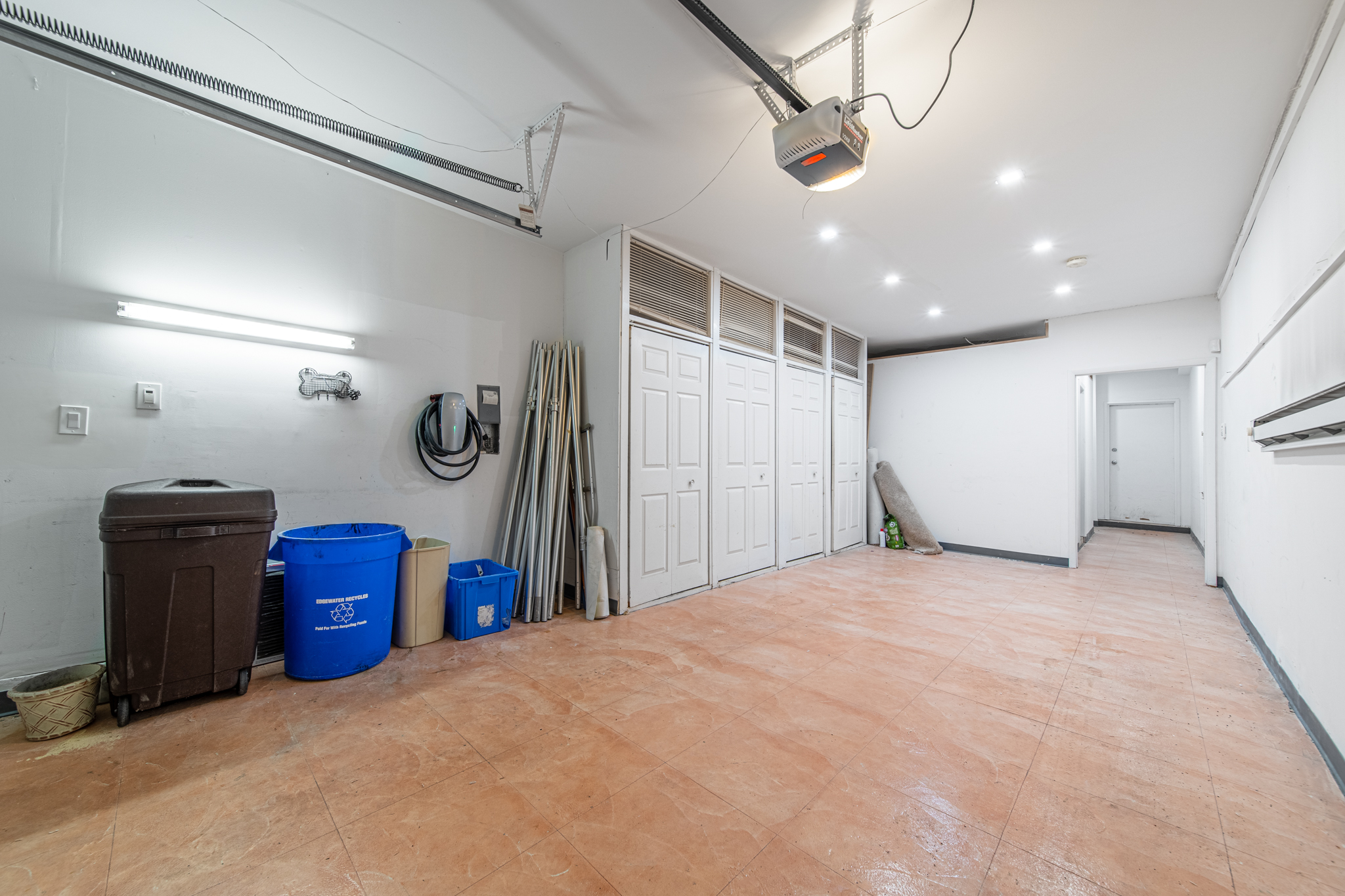 1225 River Road, #4C 