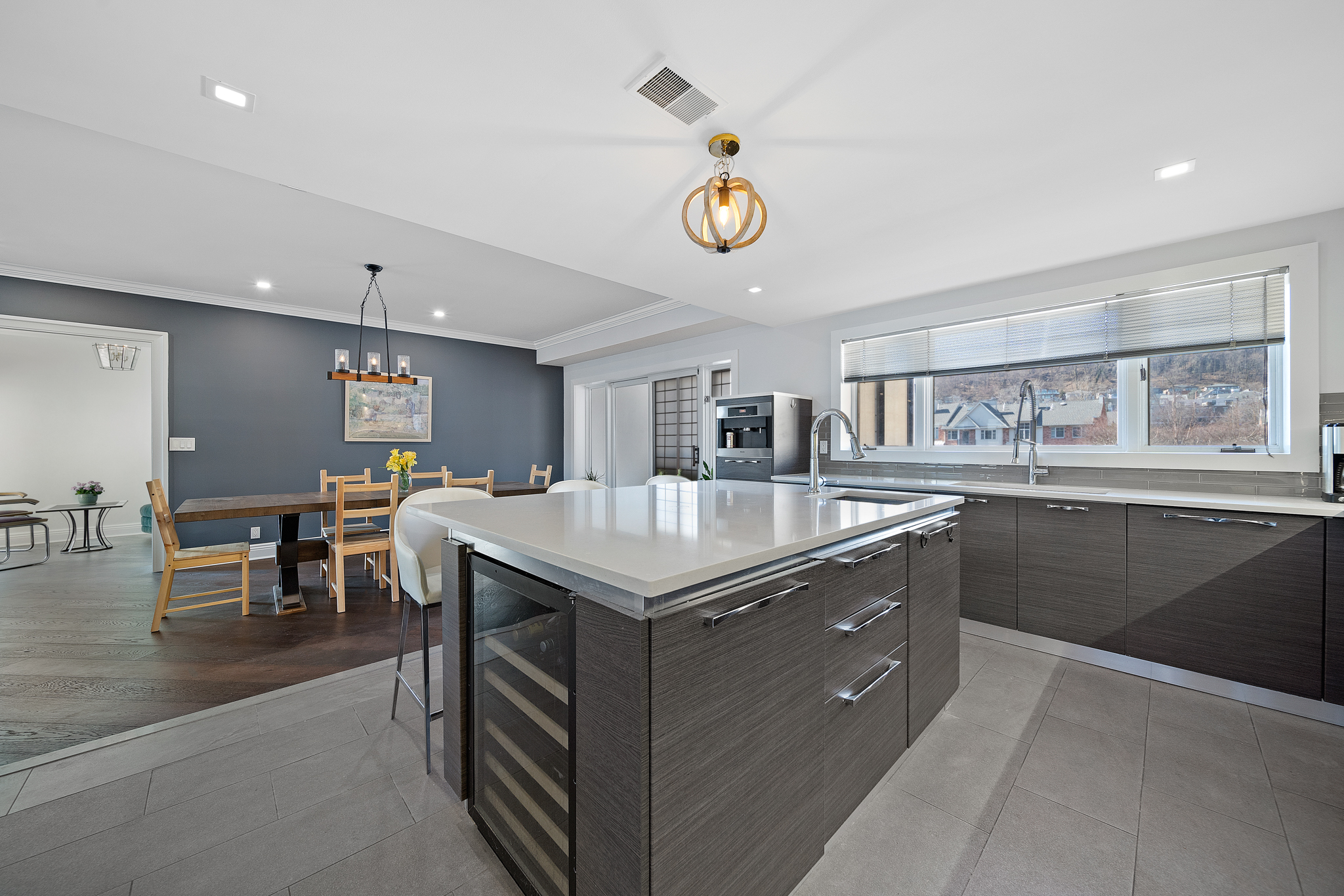 1225 River Road, #4C 