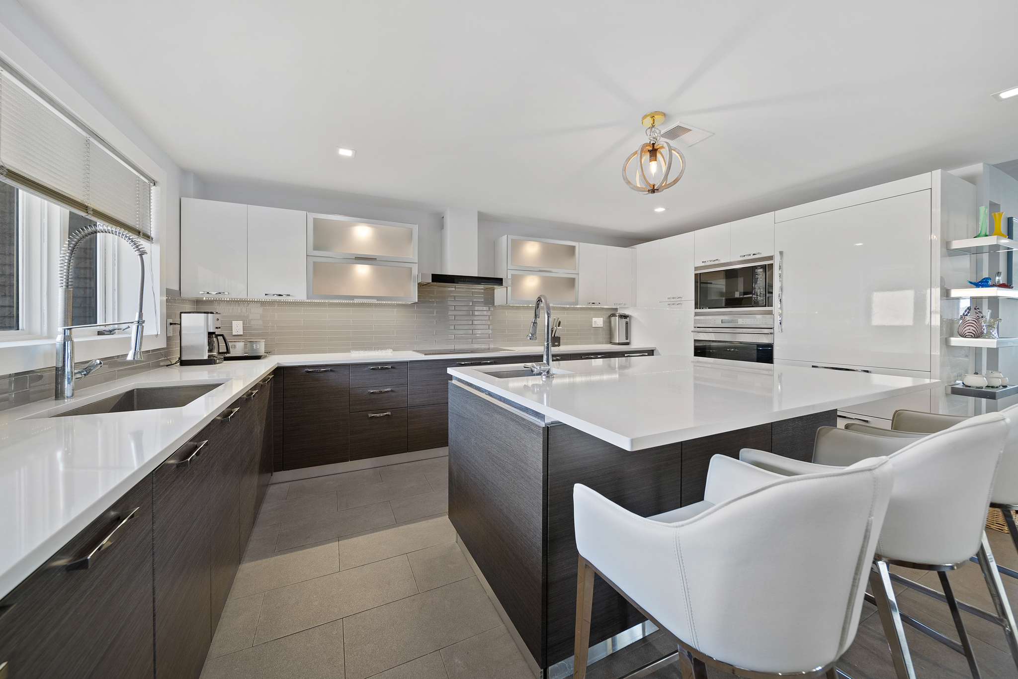 1225 River Road, #4C 