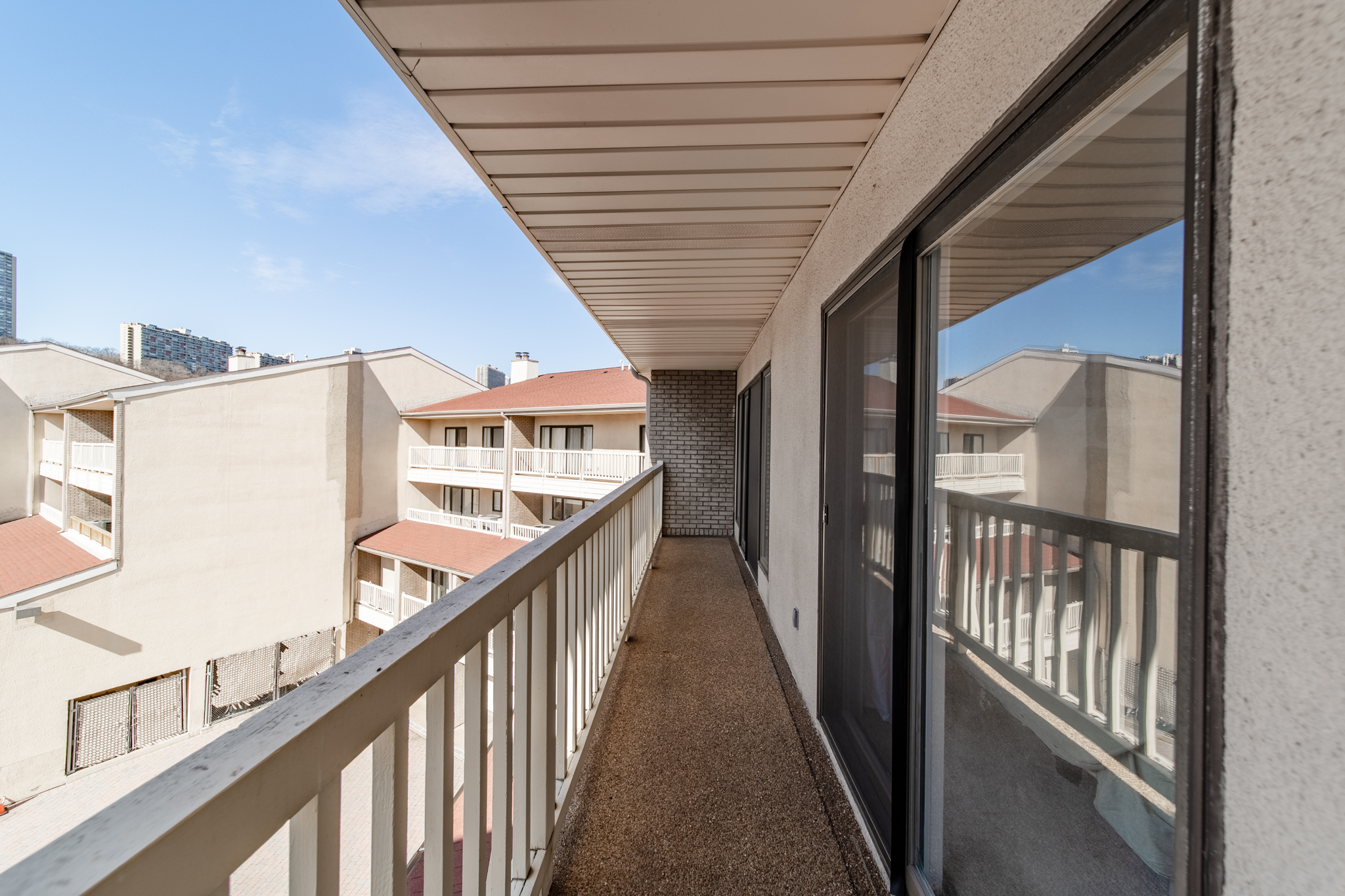 1225 River Road, #4C 