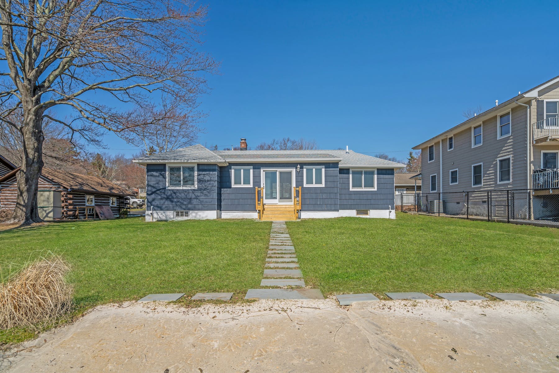 19 Bearfort Road 