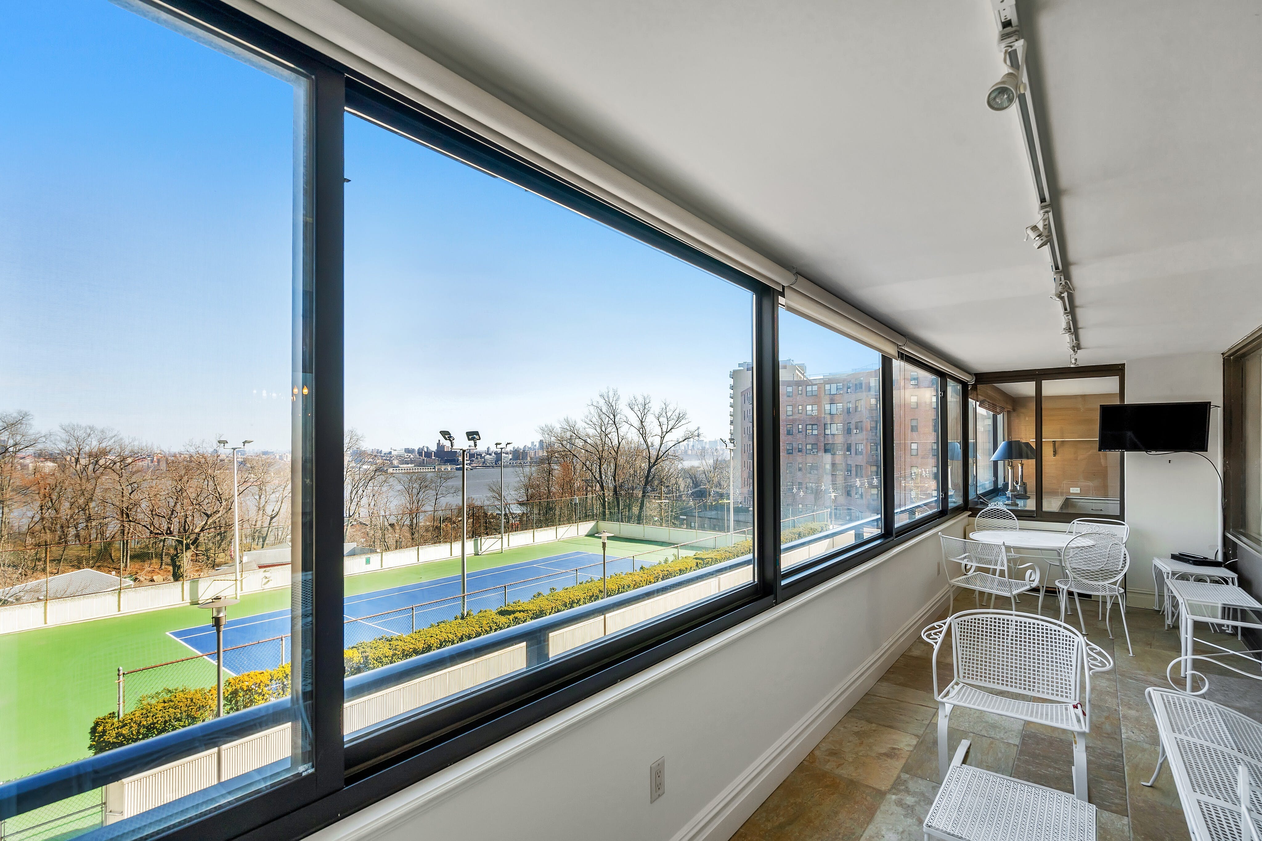 1500 Palisade Avenue Unit# 2E