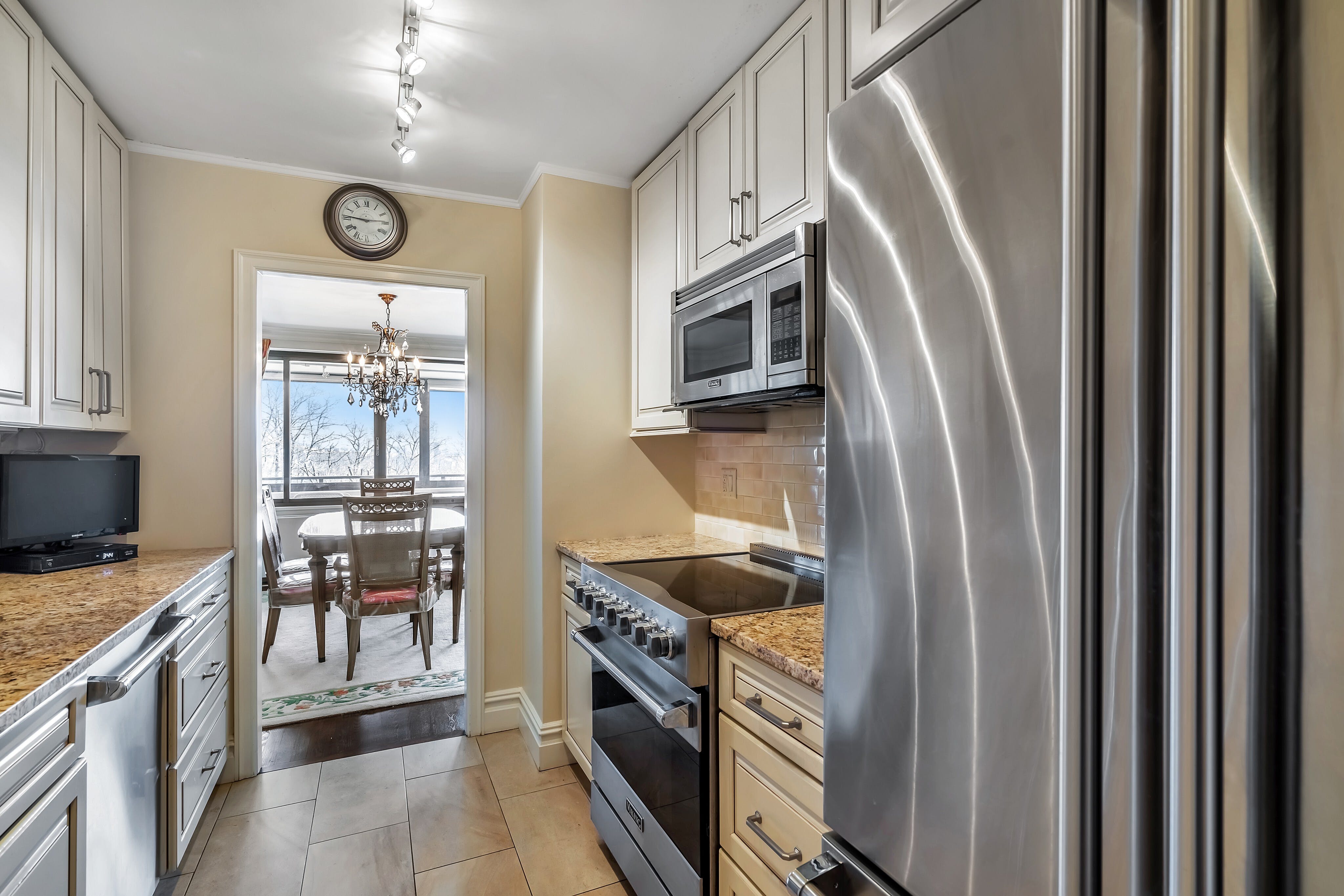 1500 Palisade Avenue Unit# 2E