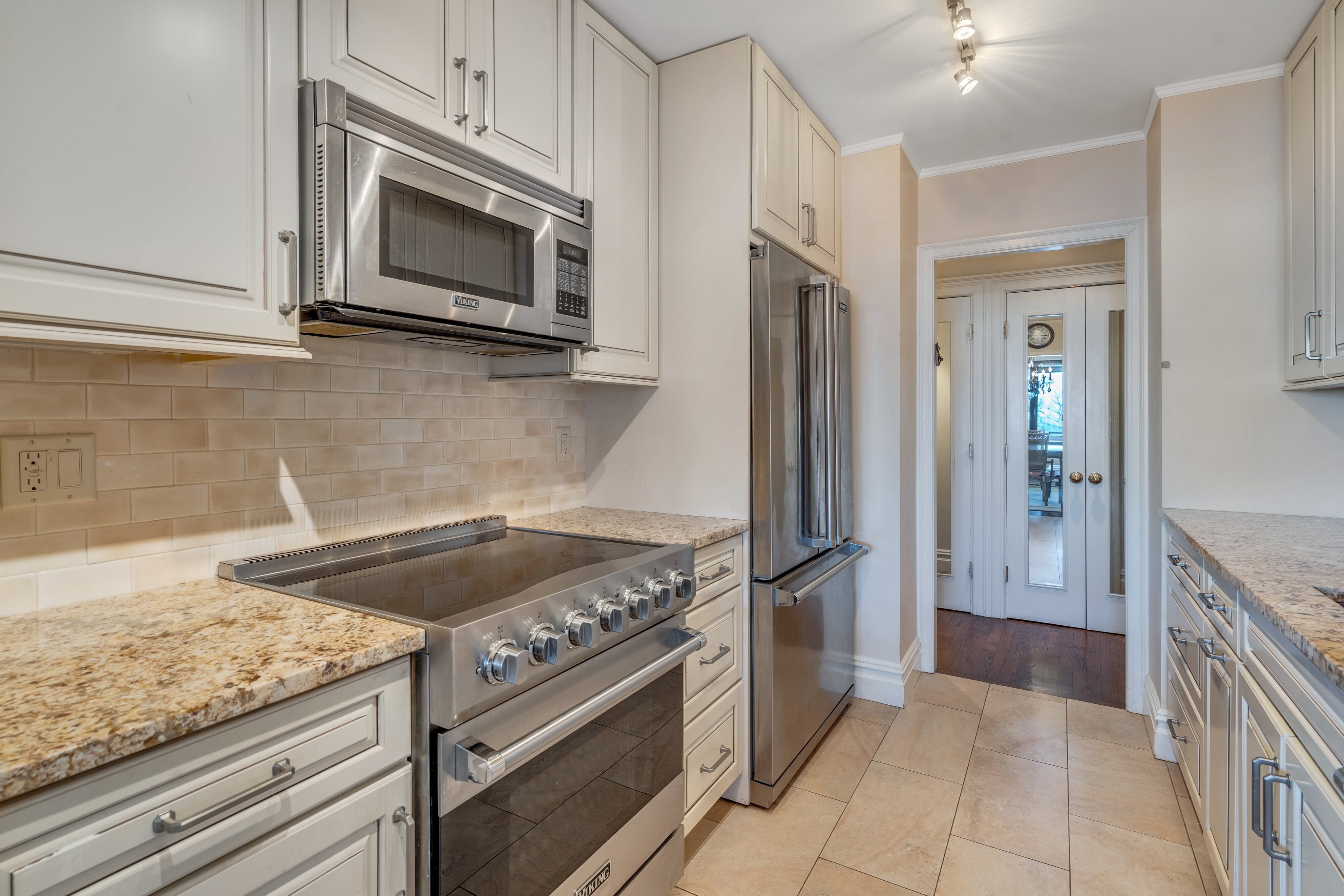 1500 Palisade Avenue Unit# 2E