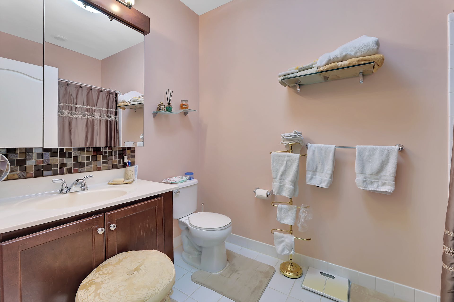 4208 Ramapo Court 