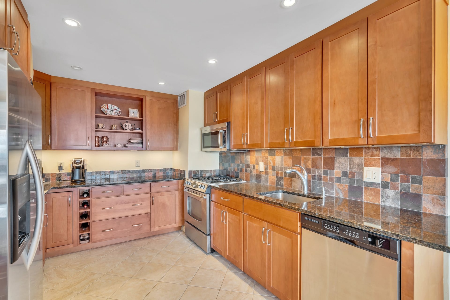 1530 Palisade Ave, Unit 16D
