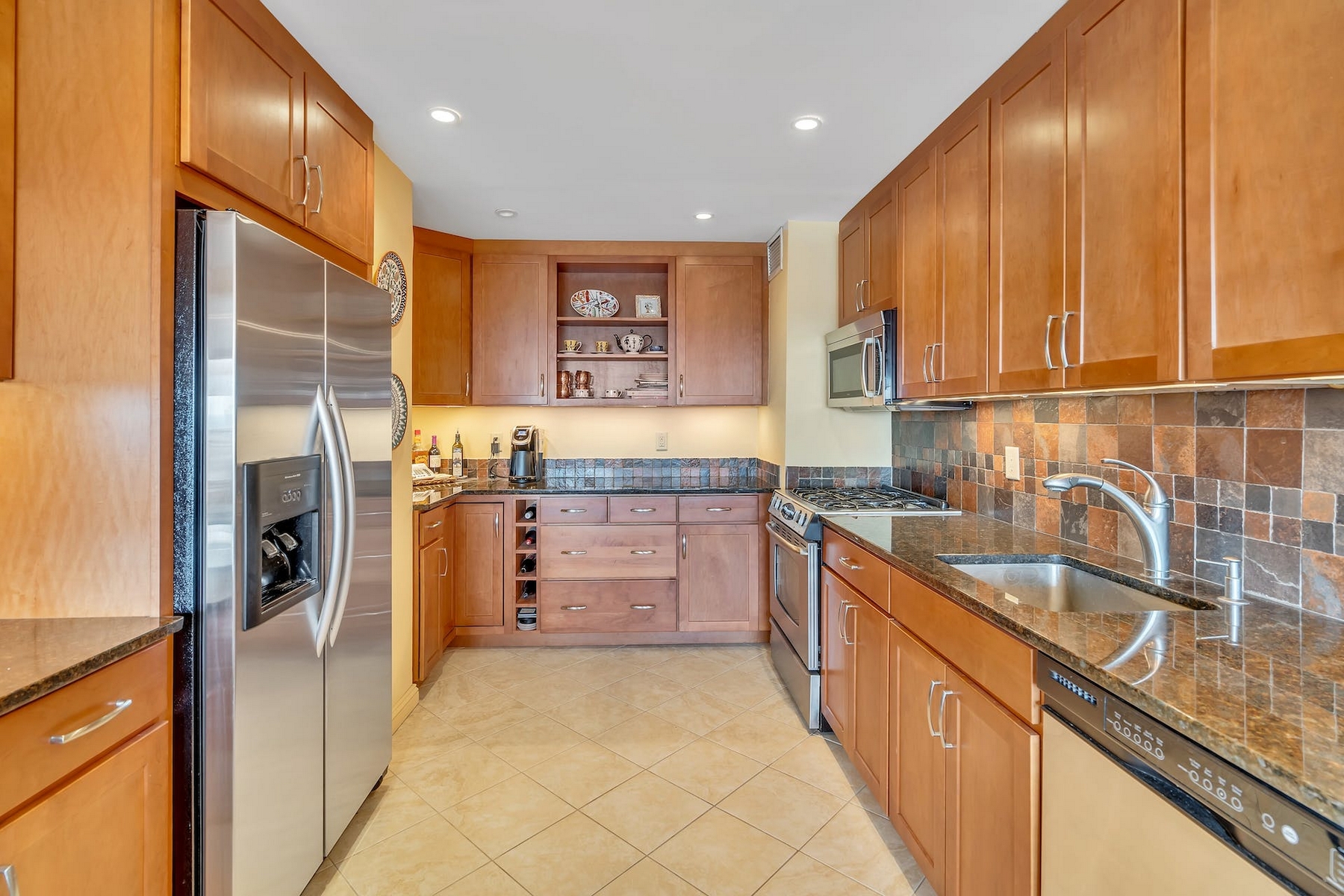 1530 Palisade Ave, Unit 16D