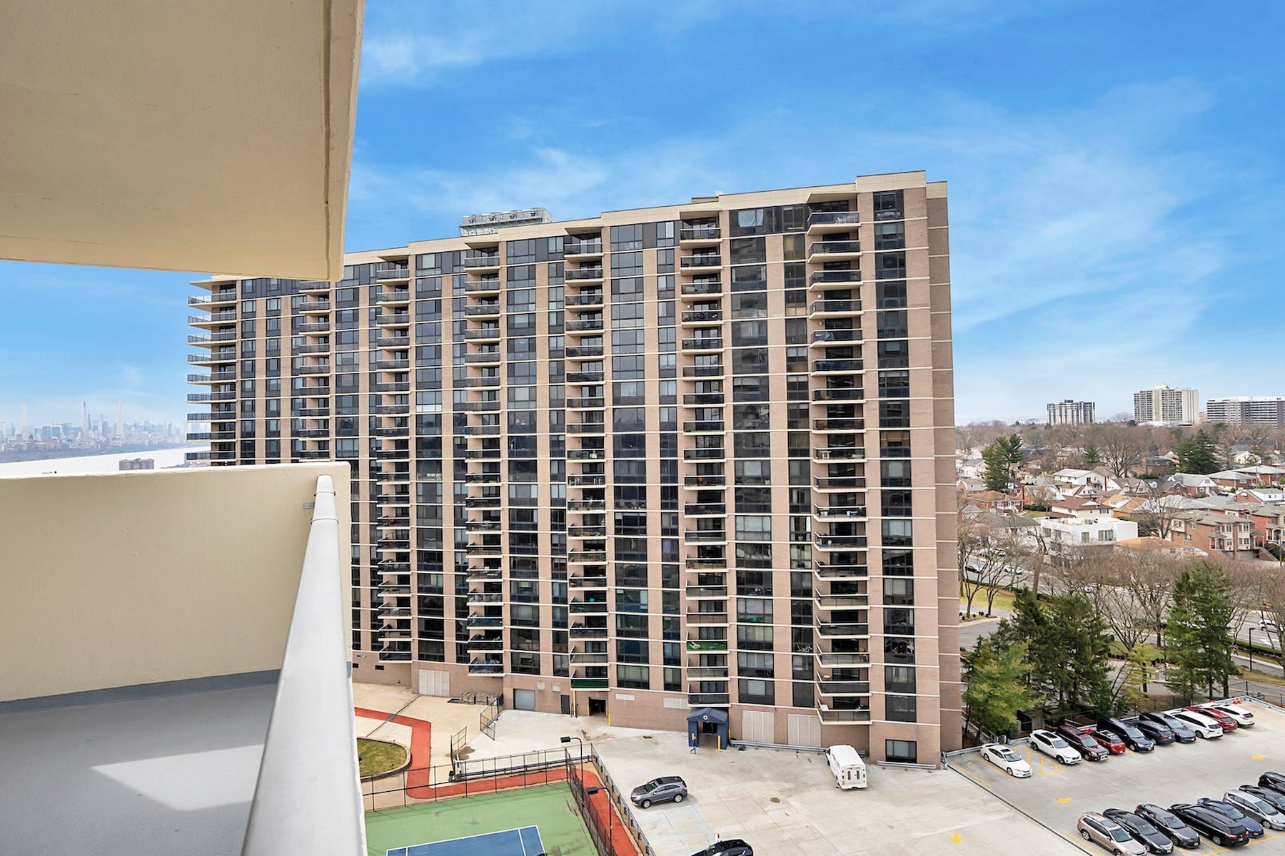 1530 Palisade Ave, Unit 10L 