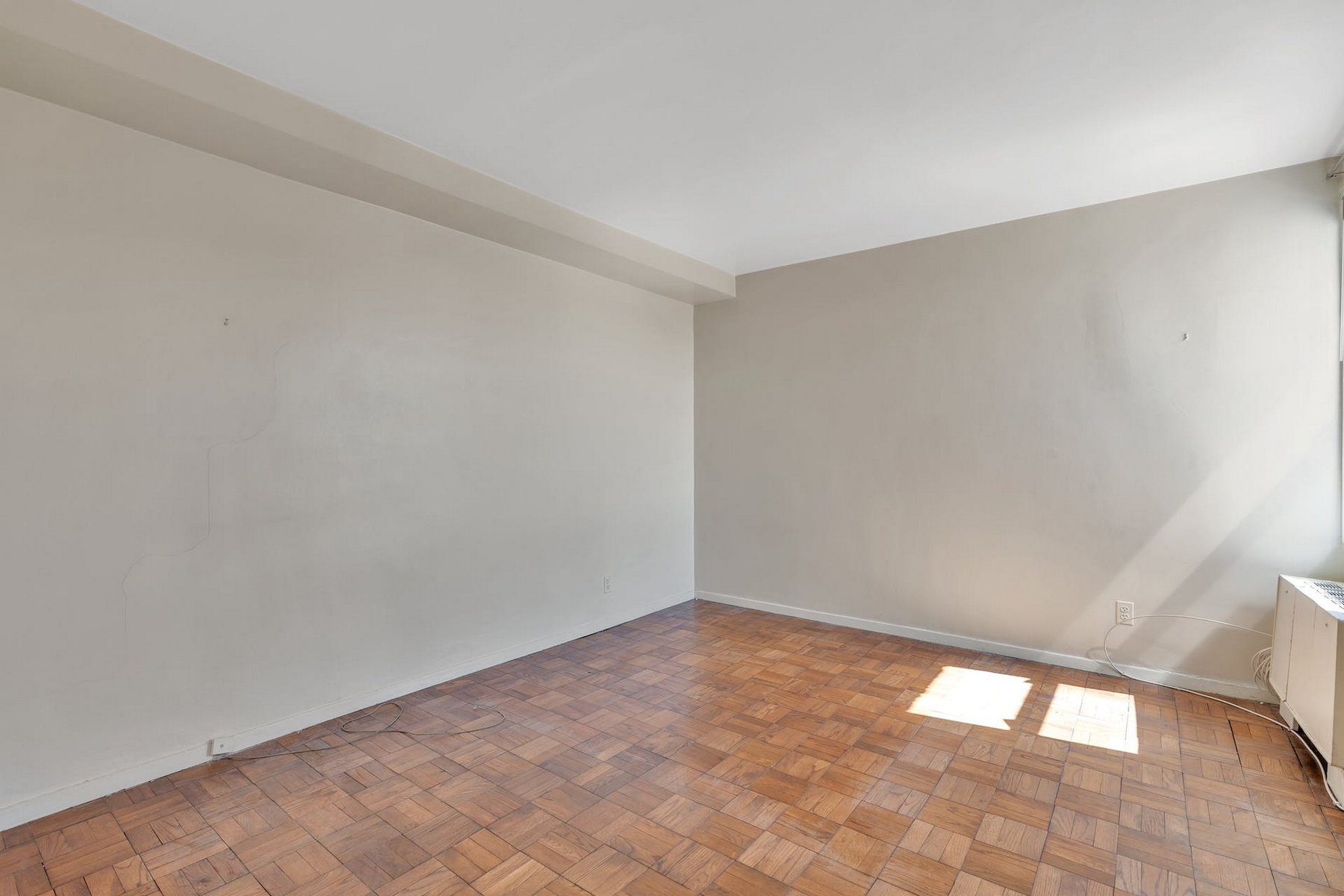2100 Linwood Ave, Unit 23N 