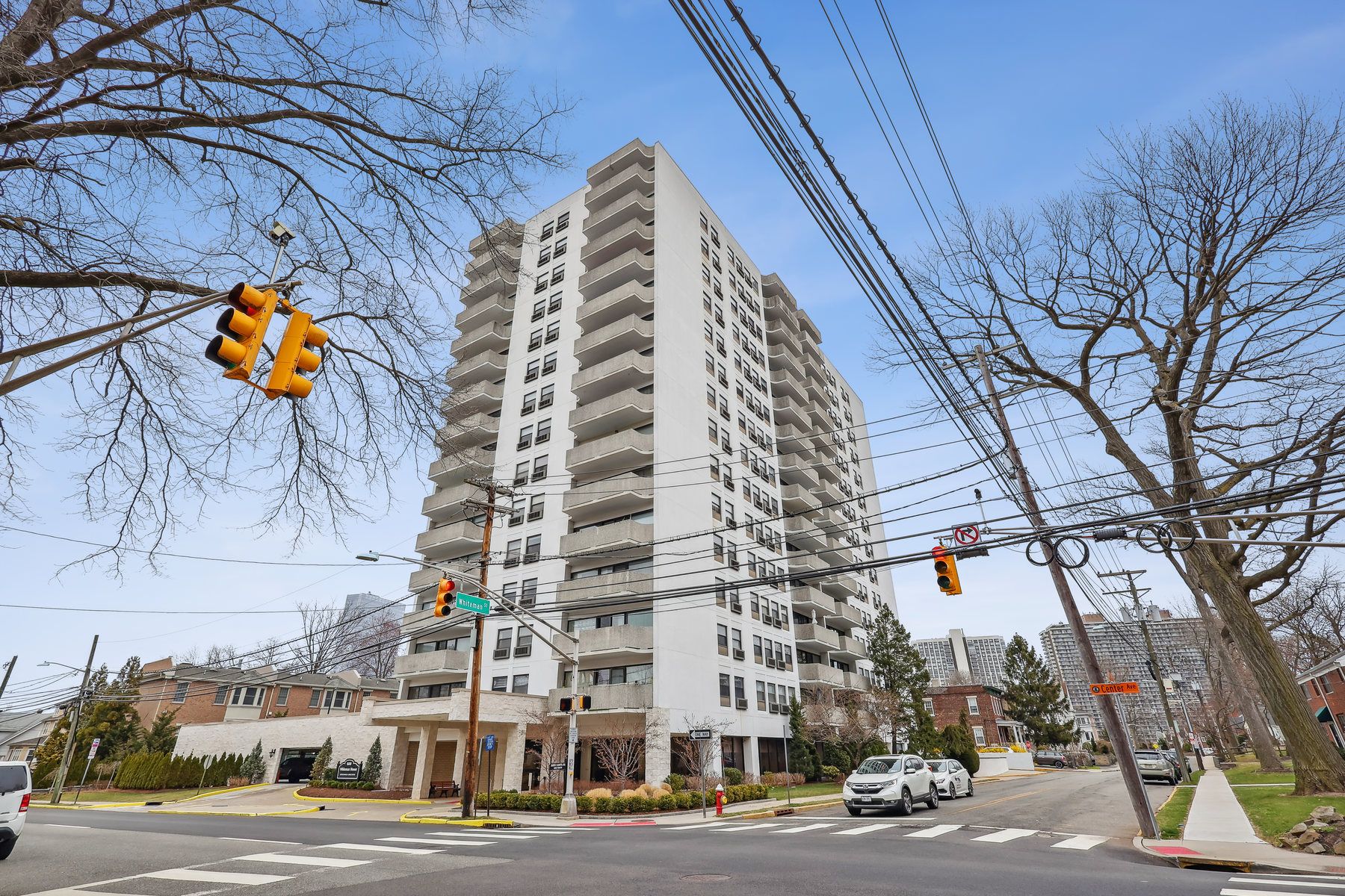1600 Center Avenue Unit# 9F