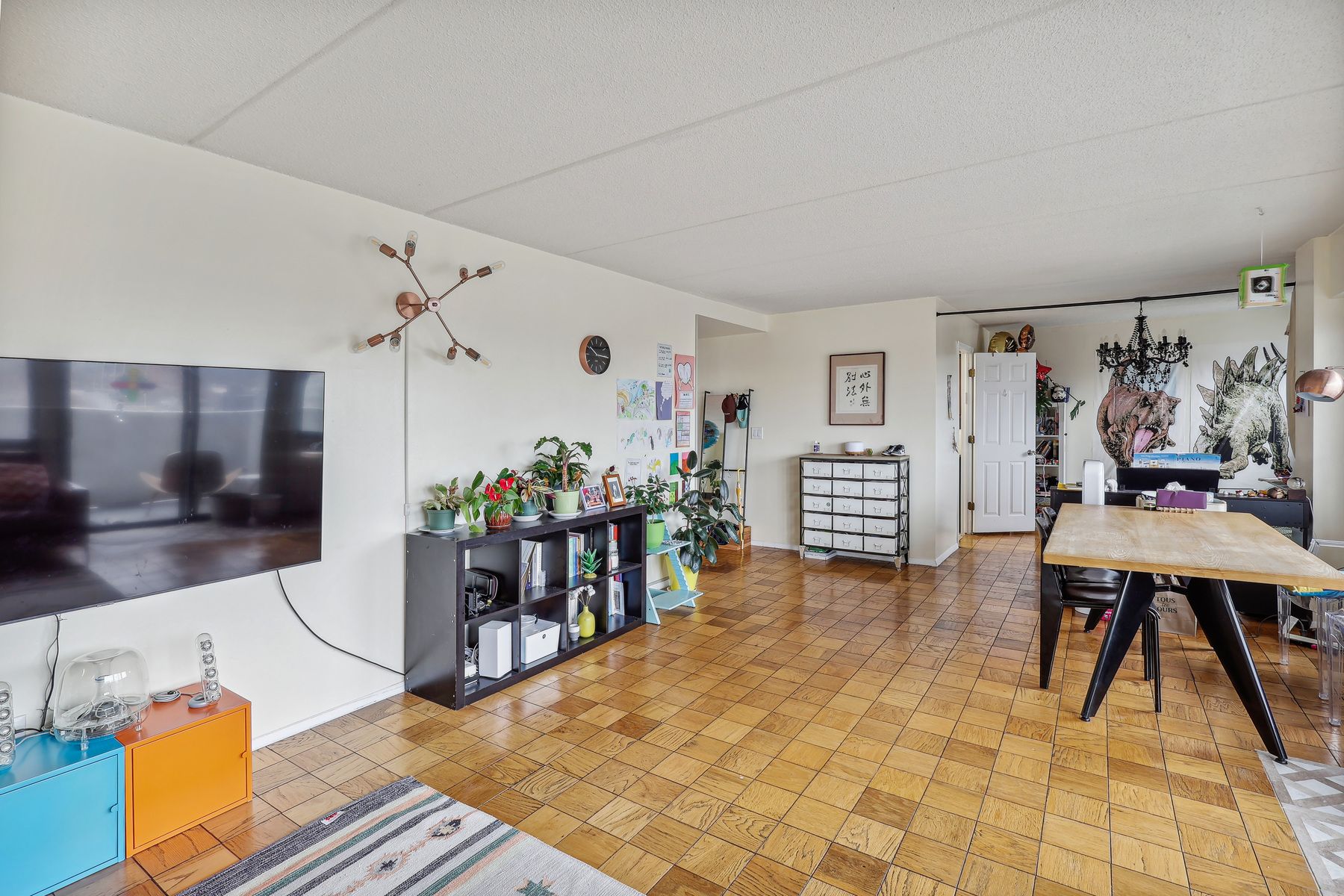 1600 Center Avenue Unit# 9F