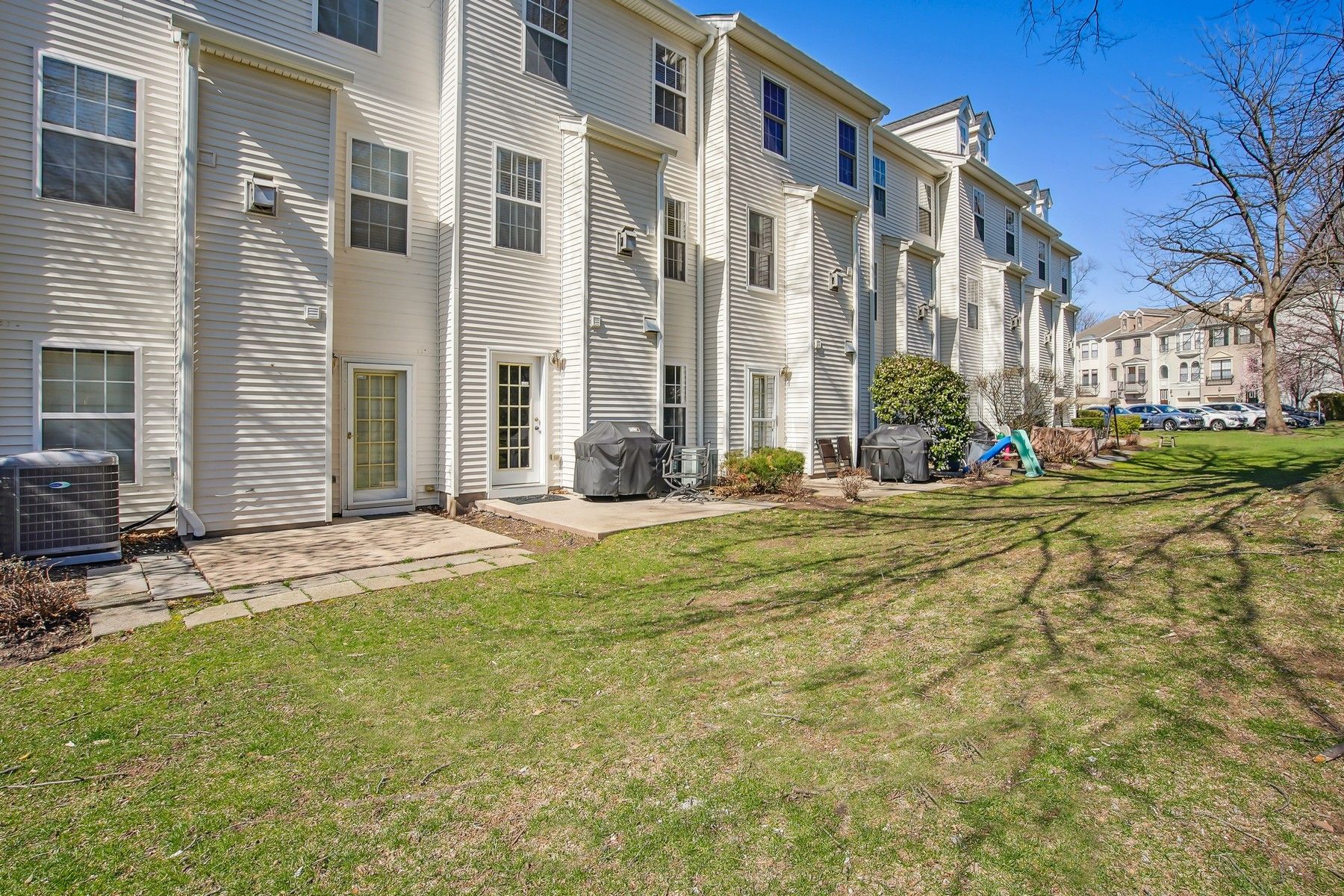 332 Wilshire Drive, #41 