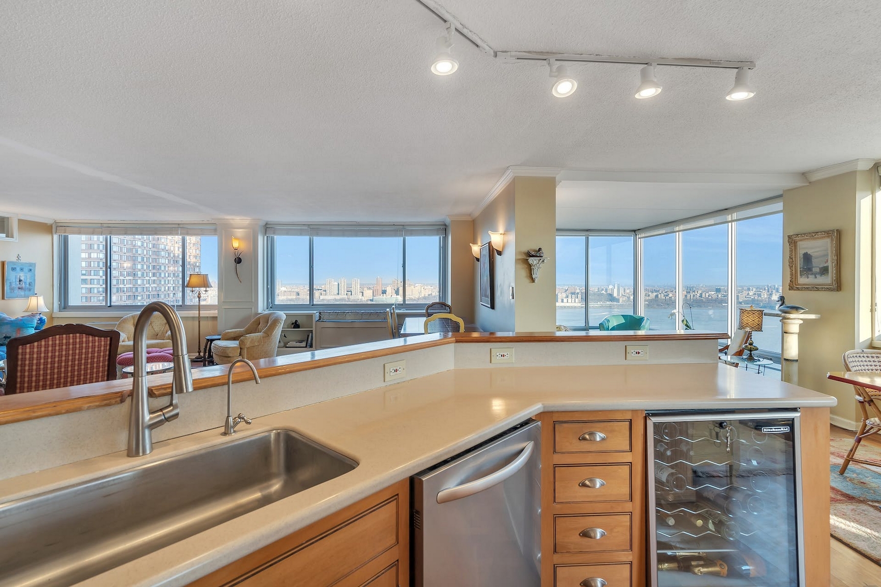 1600 Parker Avenue, #14G 