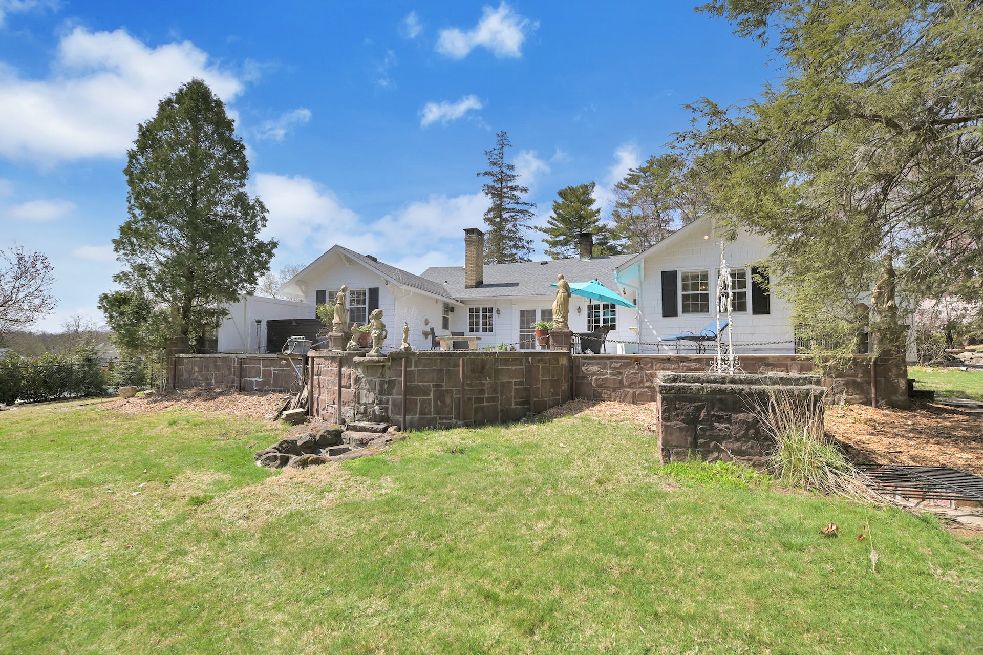 88 Vreeland Avenue 