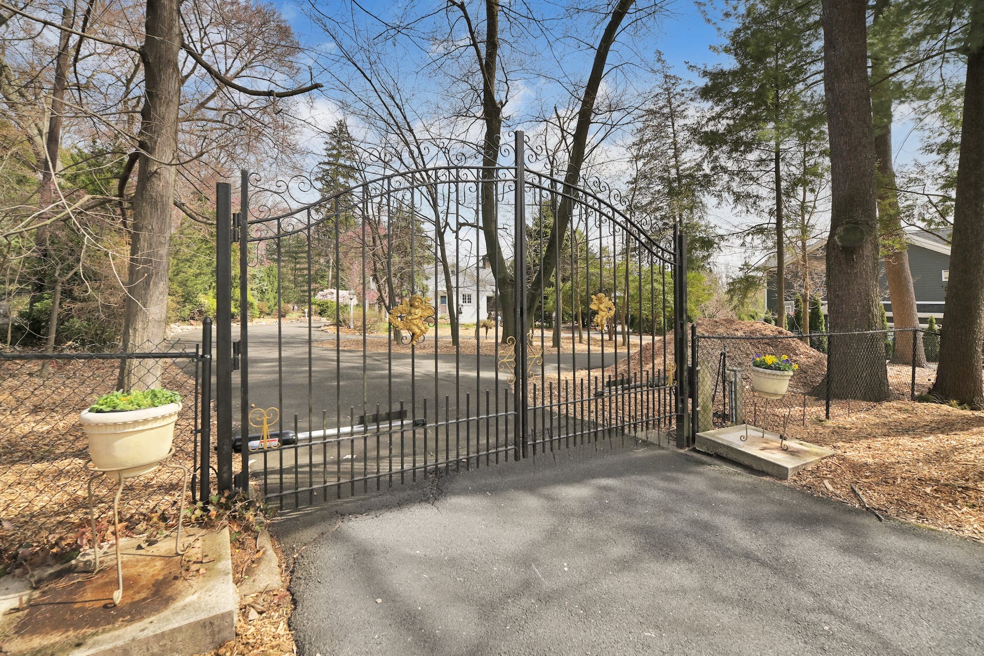 88 Vreeland Avenue 
