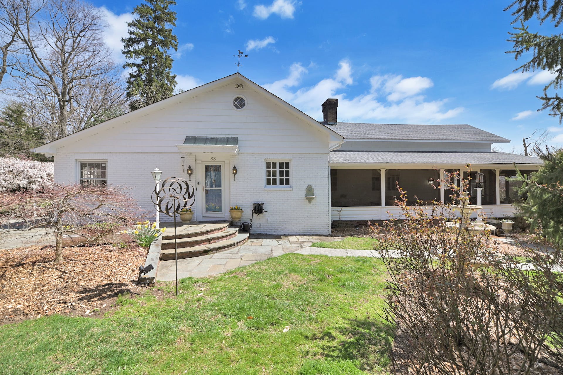 88 Vreeland Avenue 