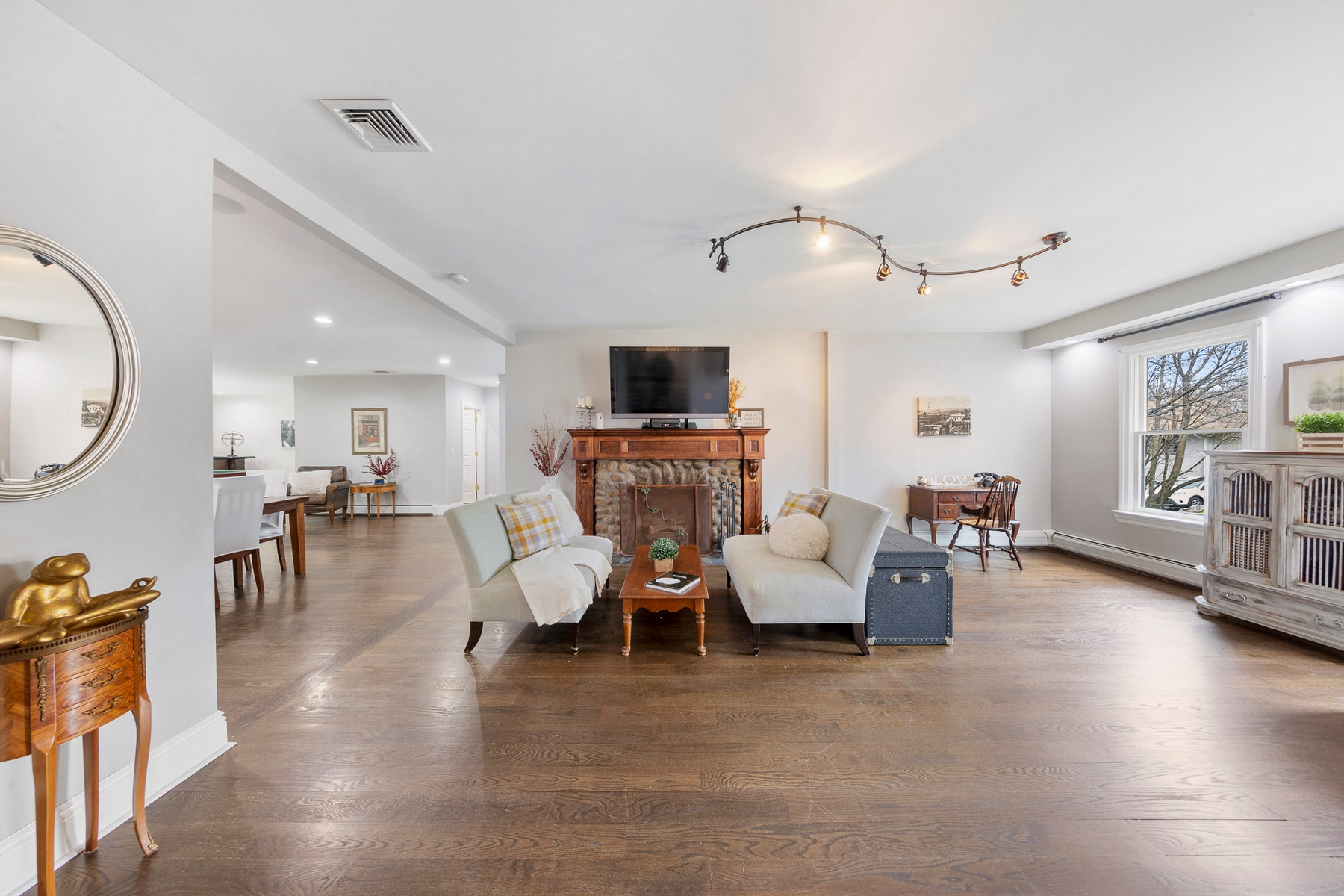 155 Dwight Avenue 
