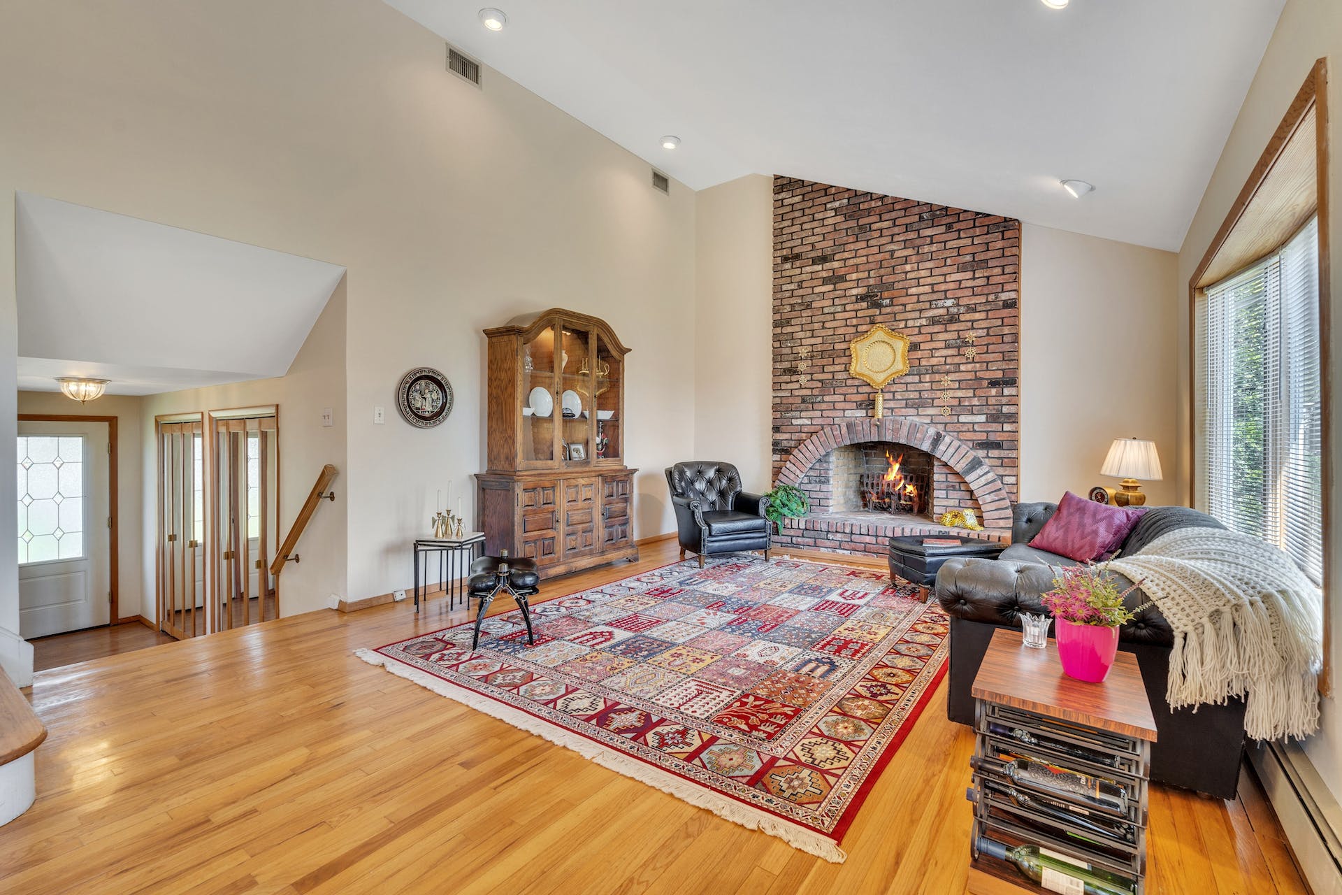 409 West Avenue 
