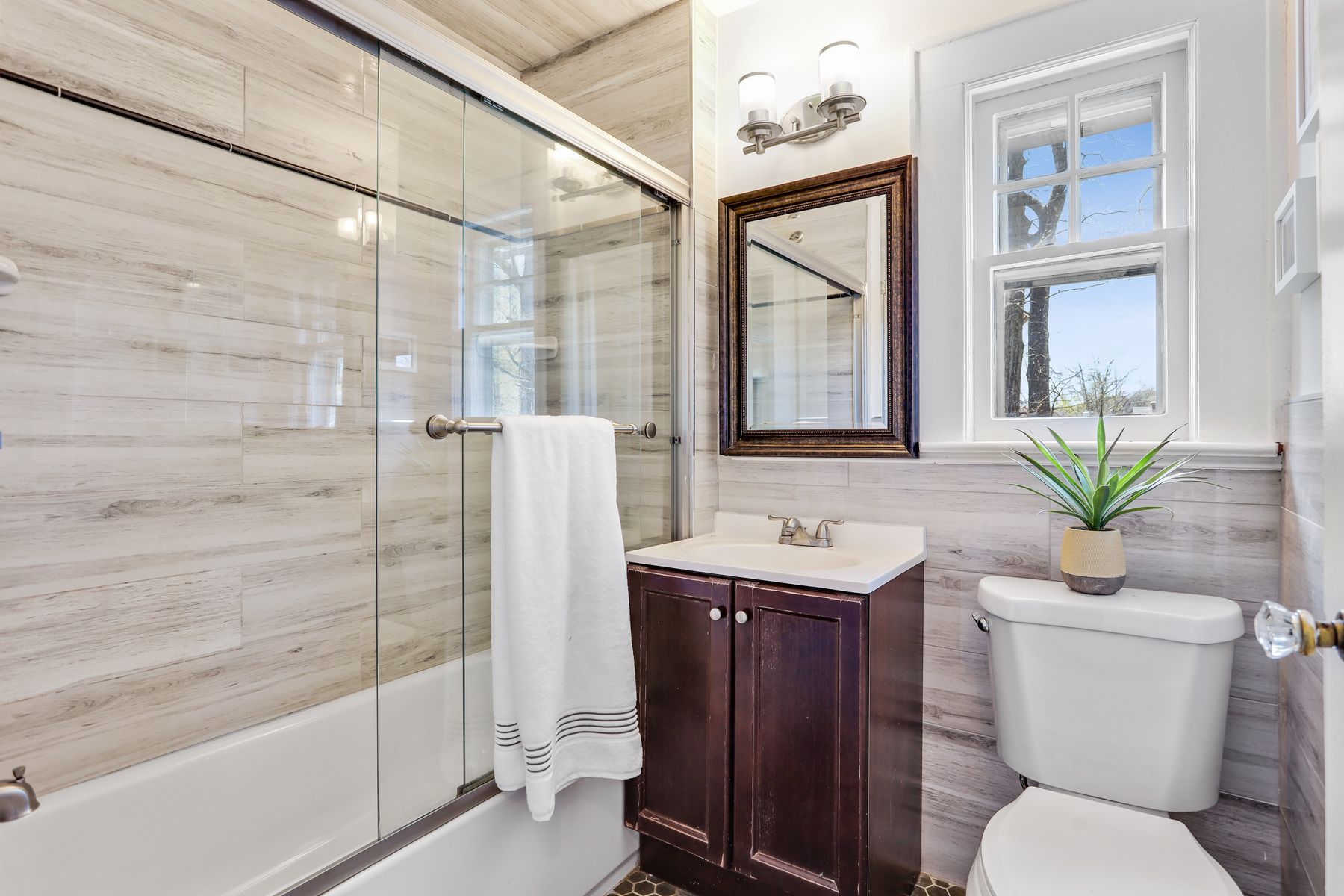 77 Hillside Avenue 