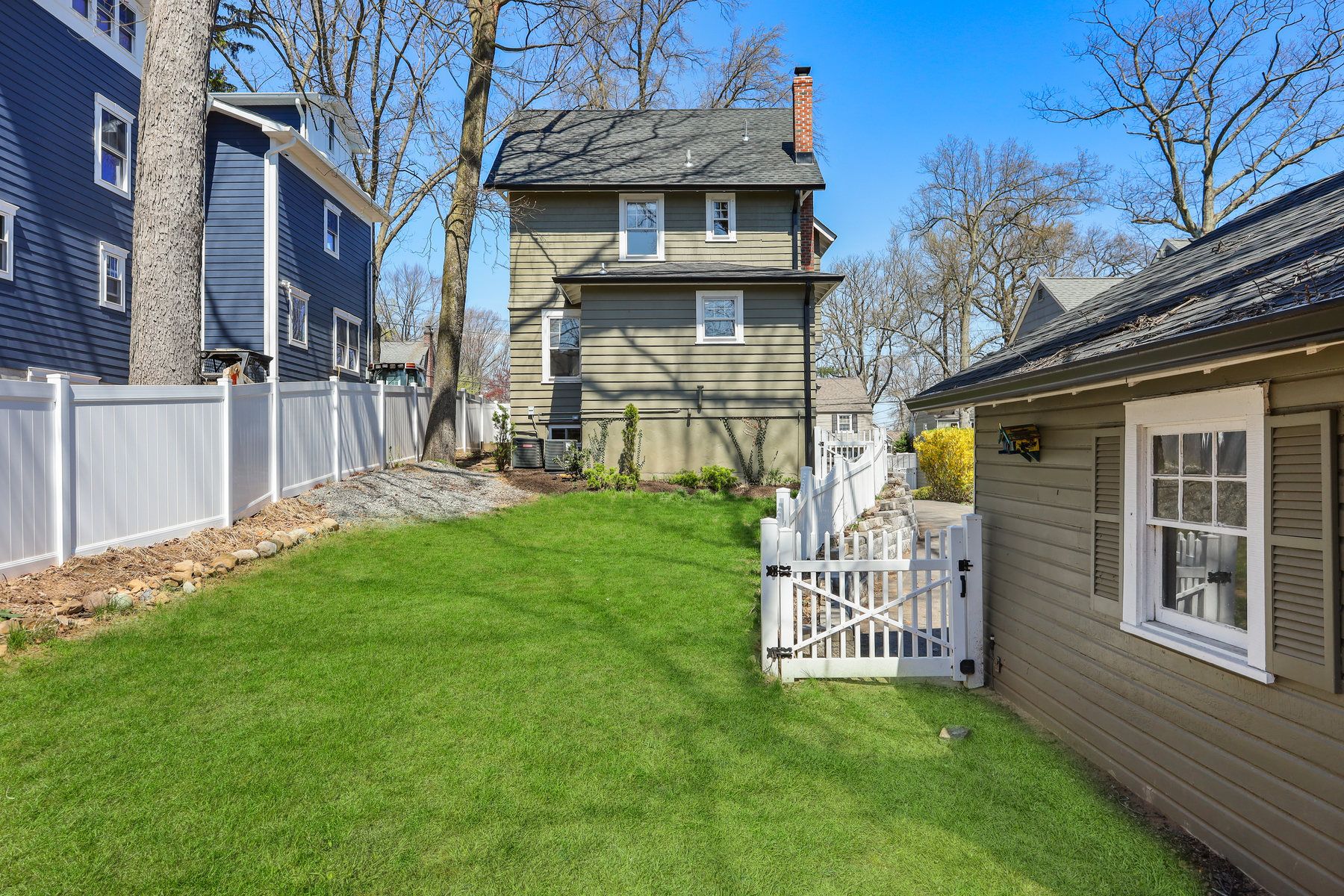 77 Hillside Avenue 