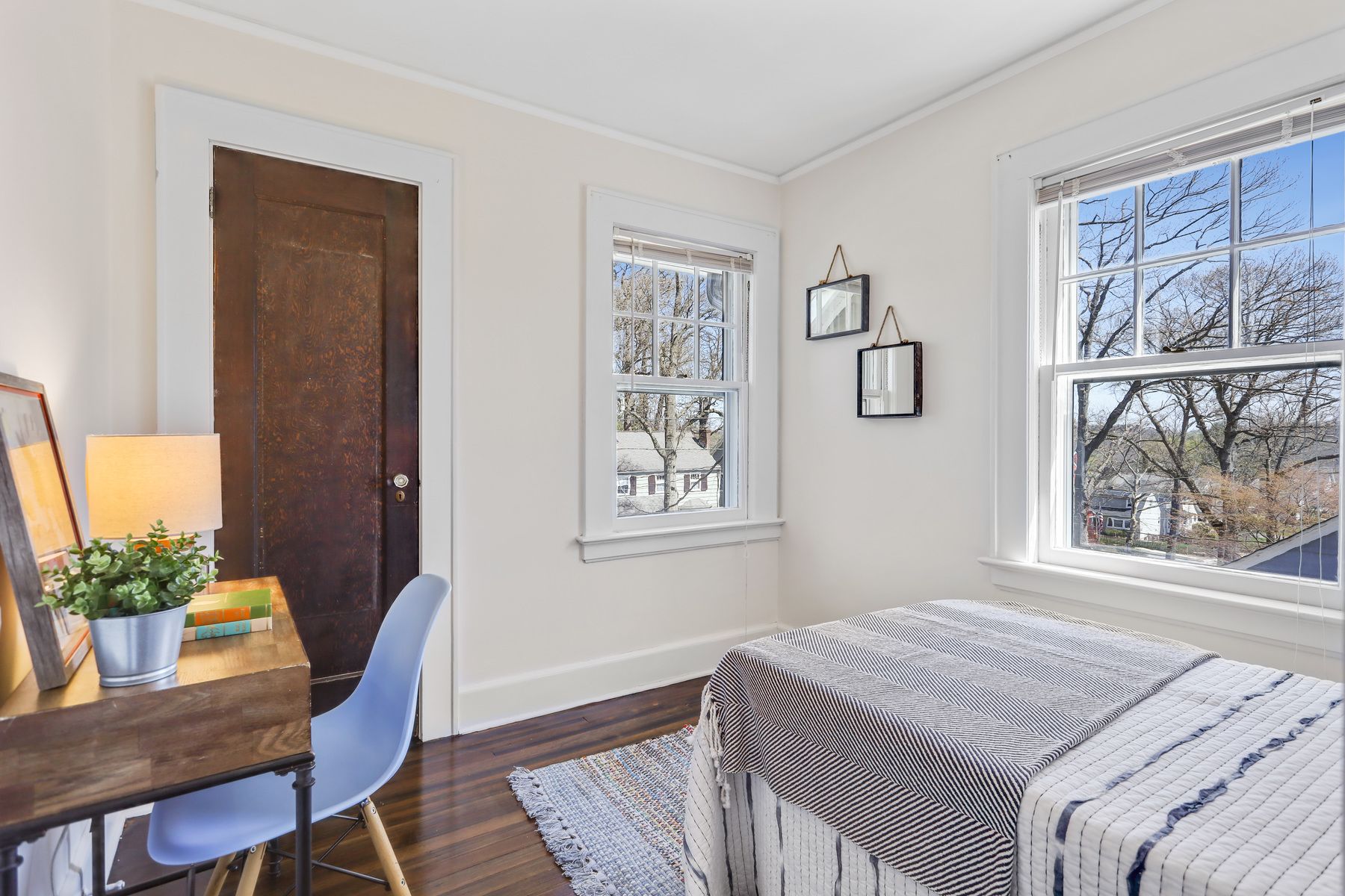 77 Hillside Avenue 
