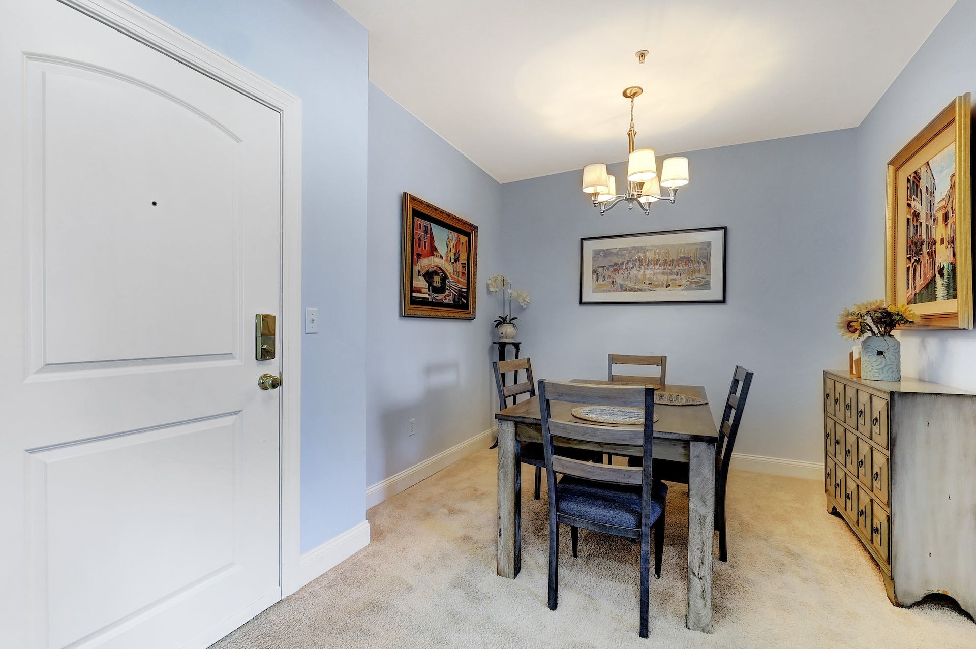 2214 Windsor Park Court 