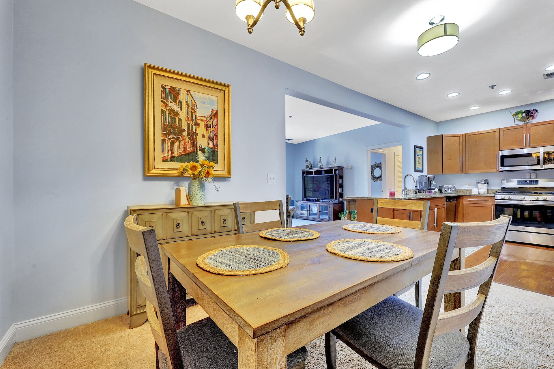2214 Windsor Park Court 