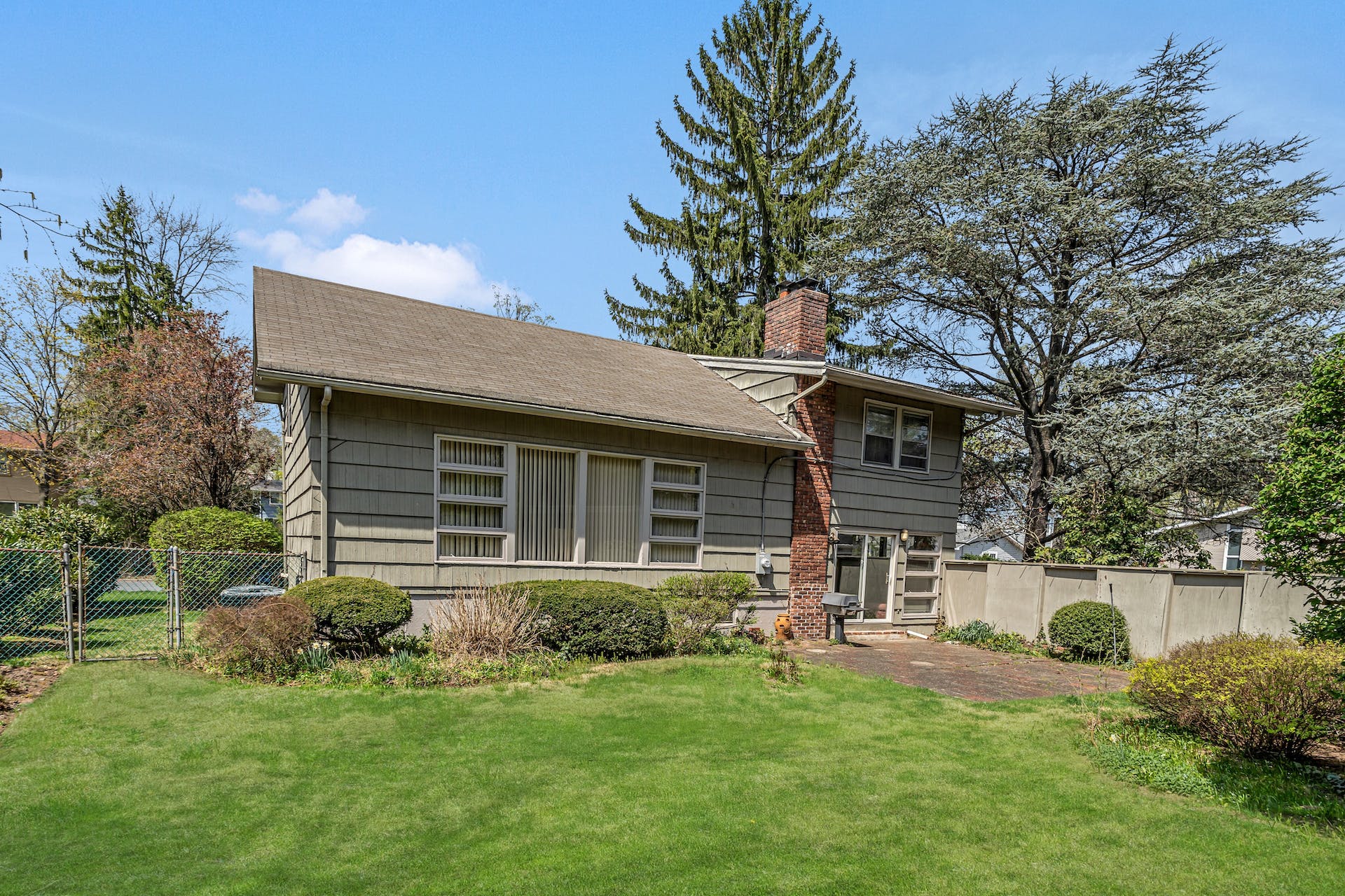 32 Cherry Street 