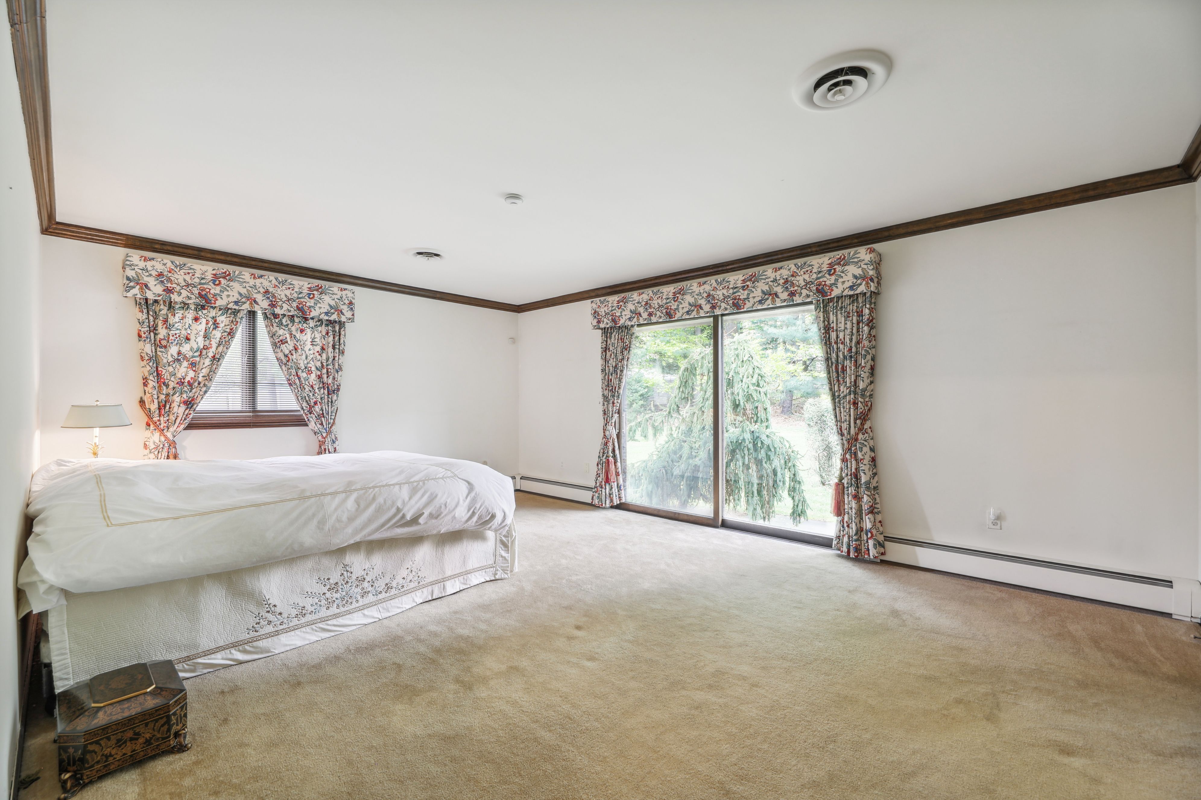 11 Deertrail Road 