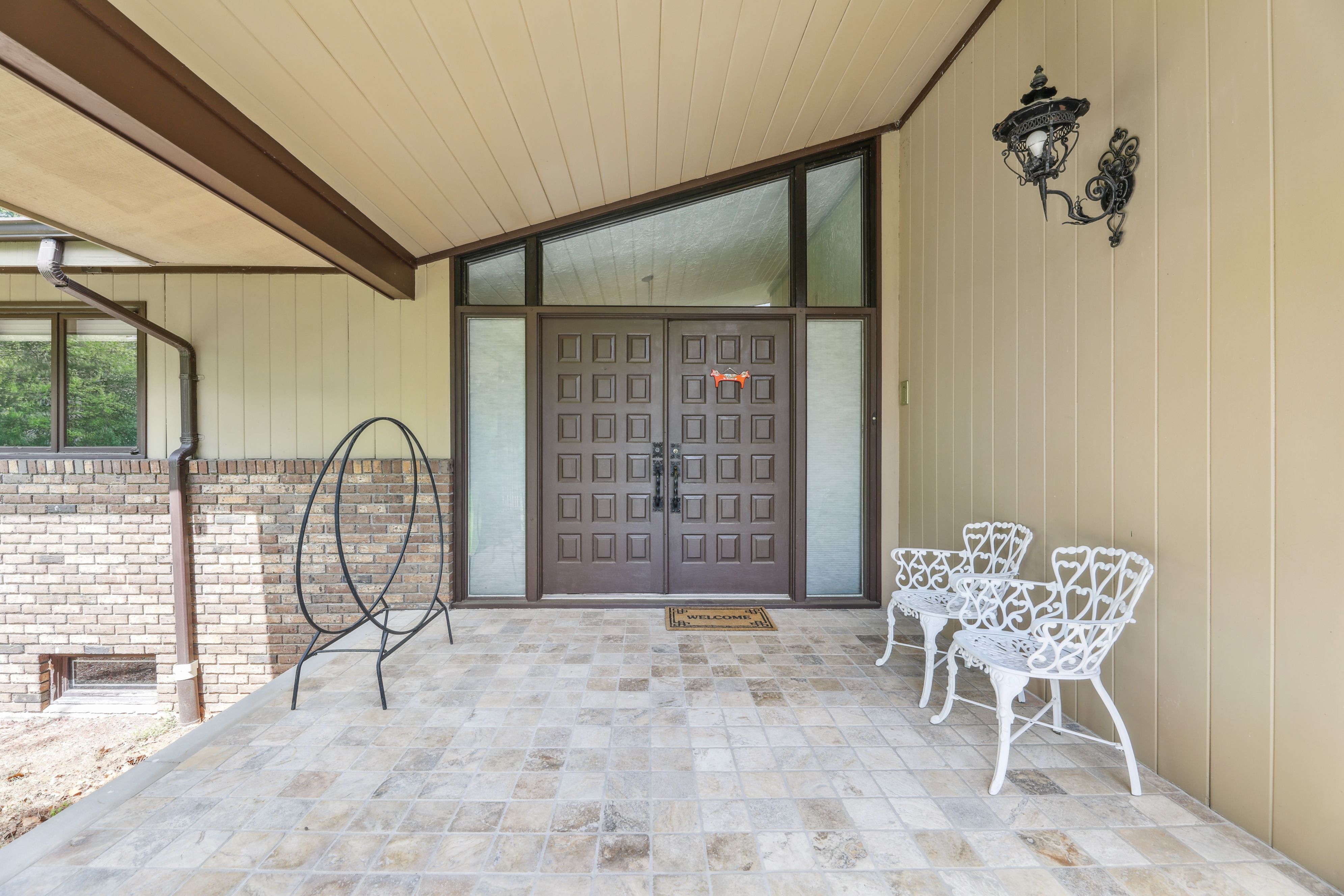 11 Deertrail Road 