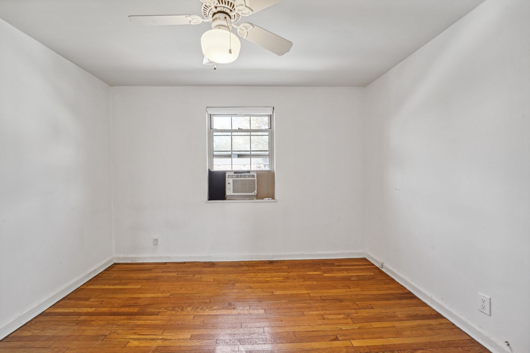1255 Anderson Avenue, #11 