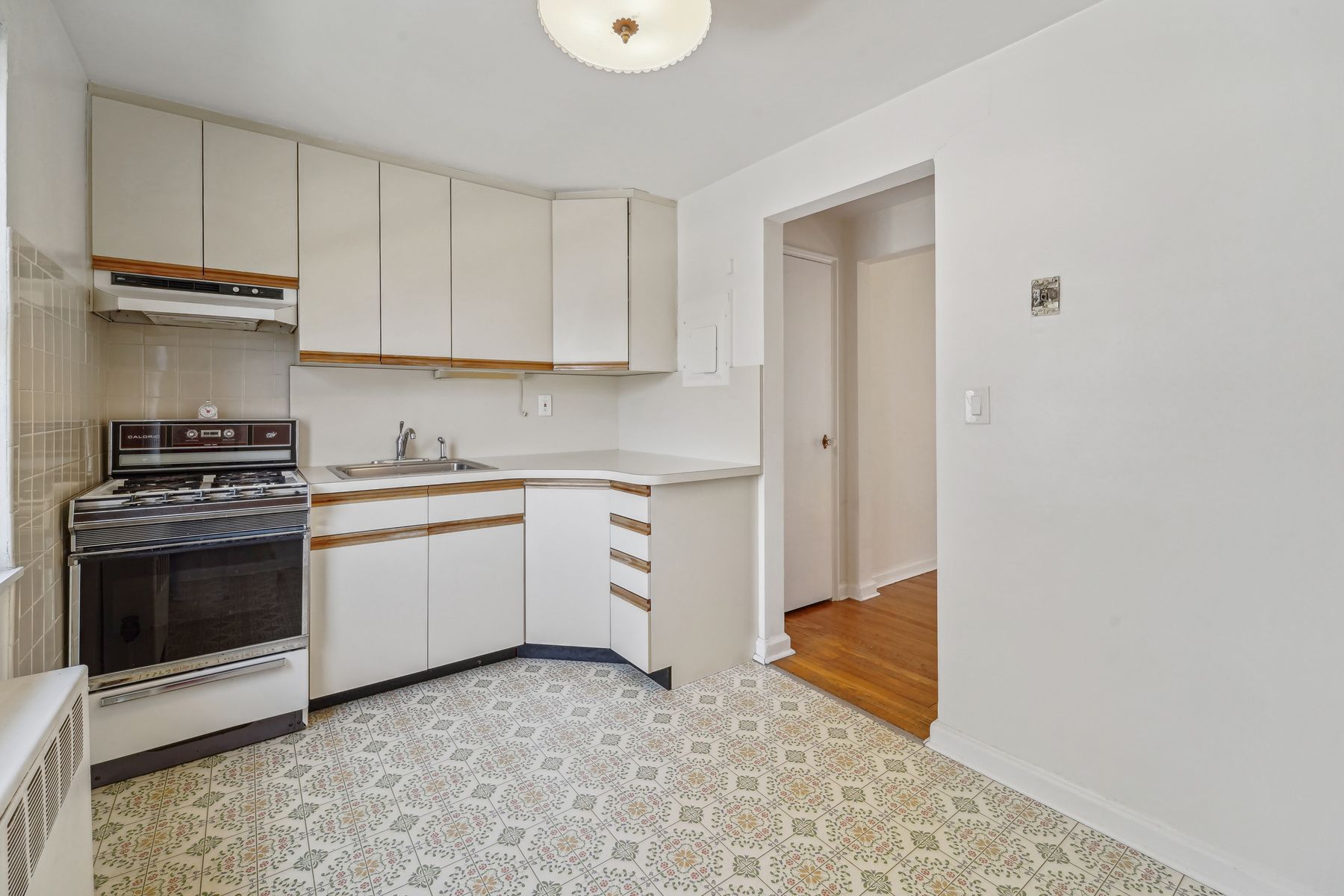 1255 Anderson Avenue, #11 