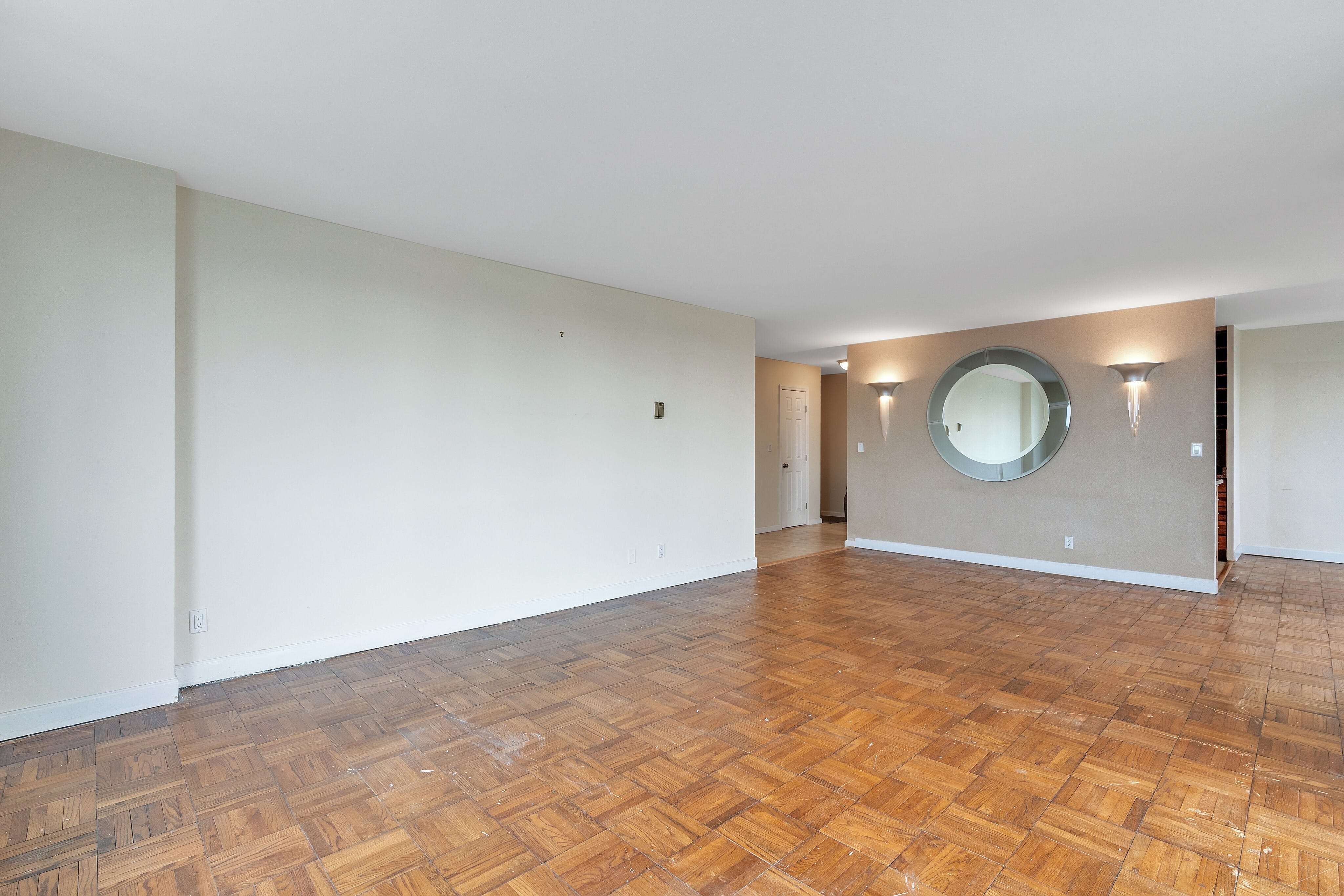 2000 Linwood Avenue Unit# 8W