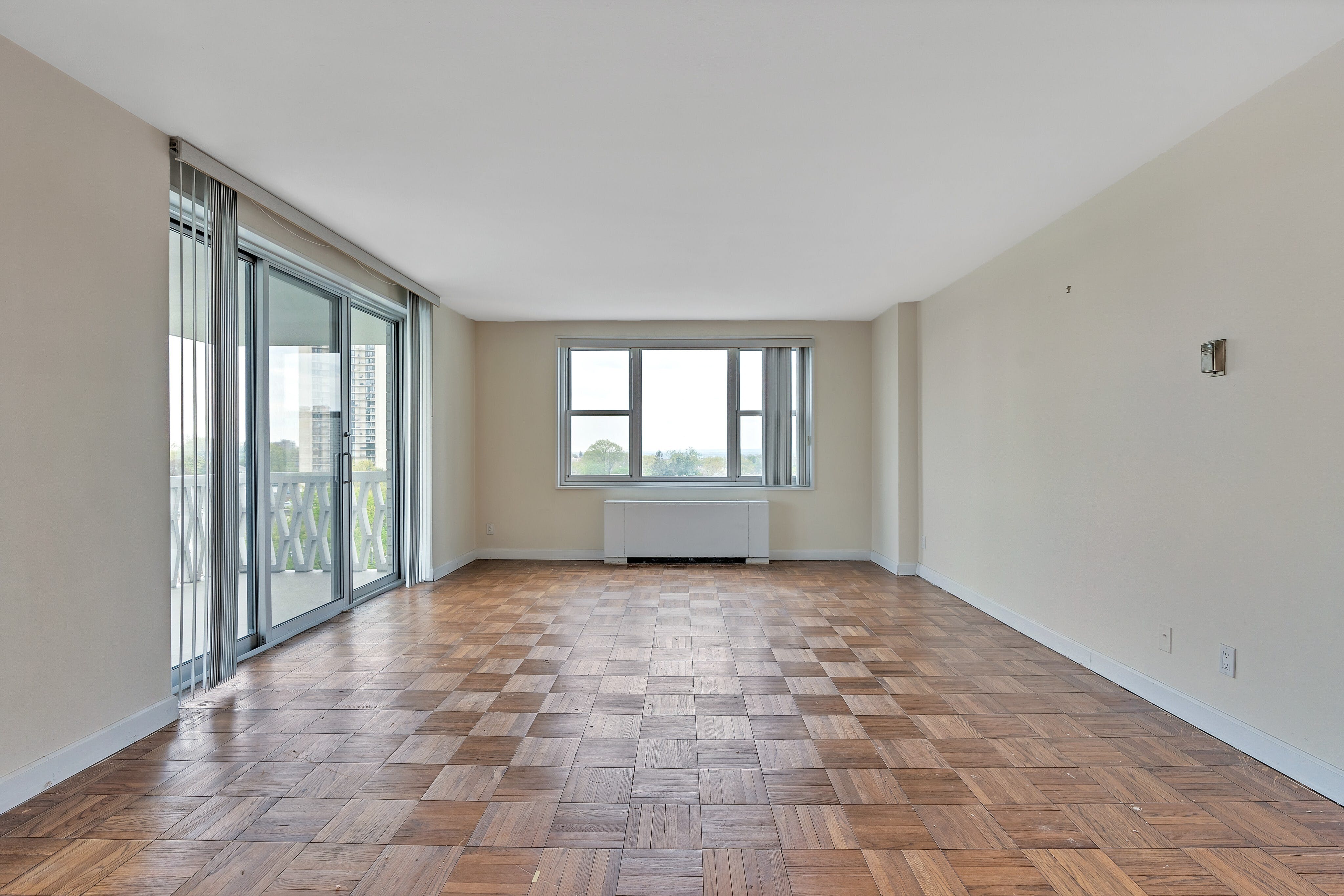 2000 Linwood Avenue Unit# 8W