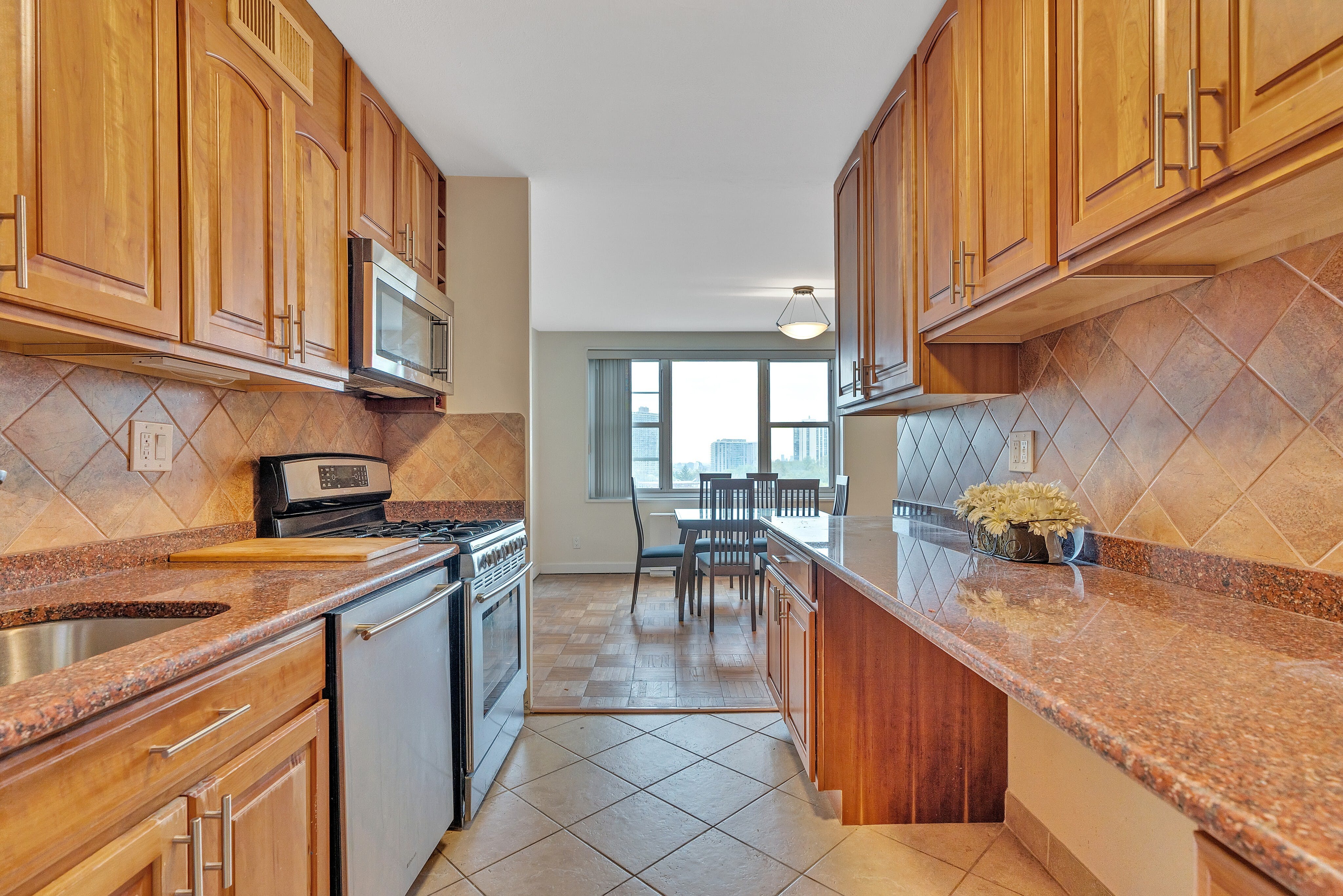 2000 Linwood Avenue Unit# 8W