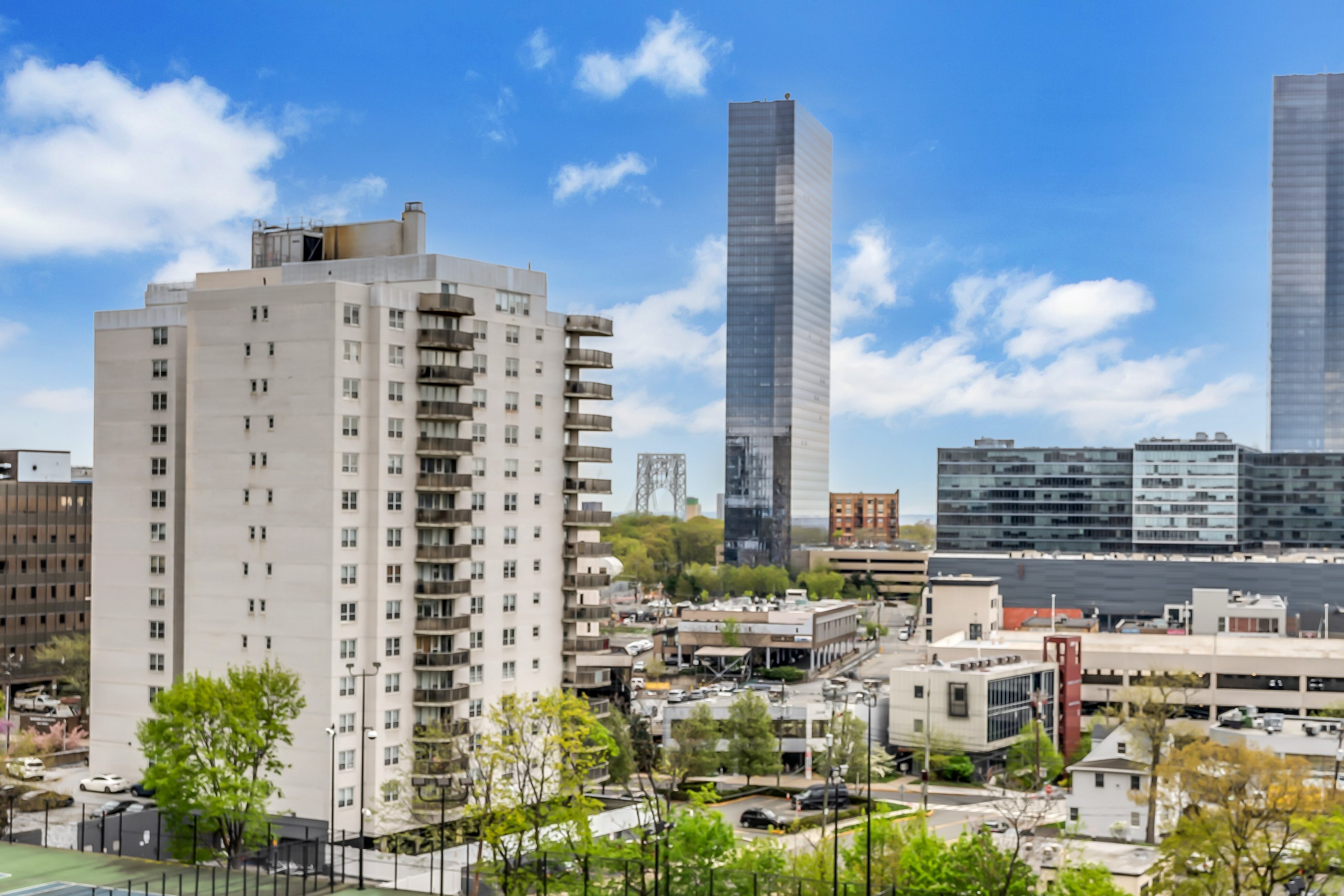 2000 Linwood Avenue Unit# 9U